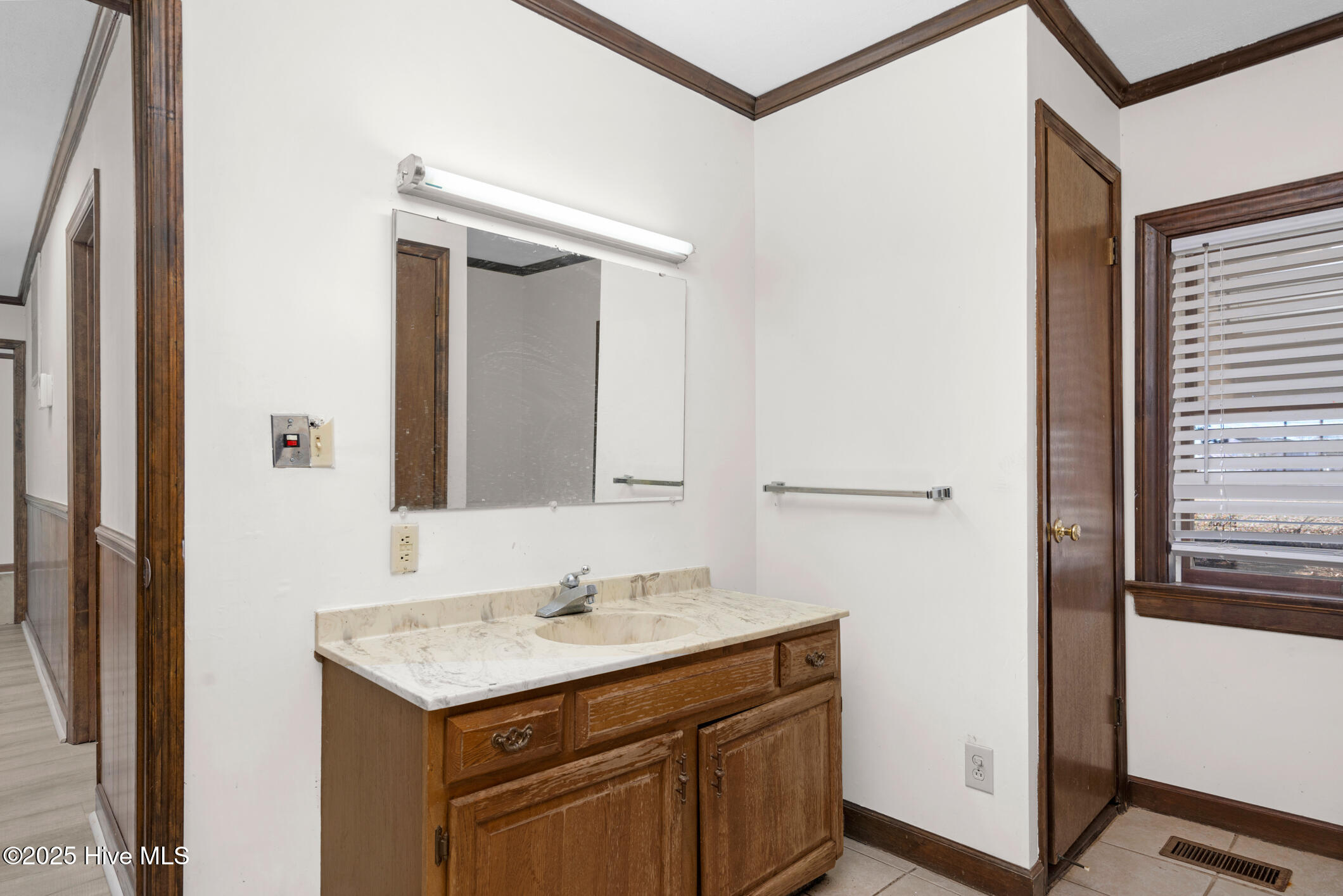7100 Hunter Hill Road Property Photo 17
