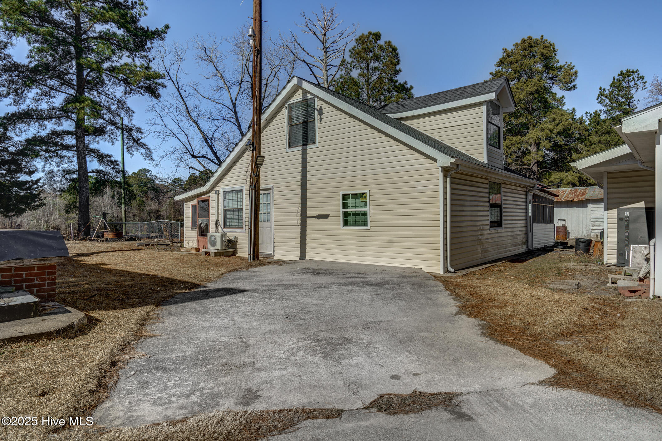 7100 Hunter Hill Road Property Photo 24