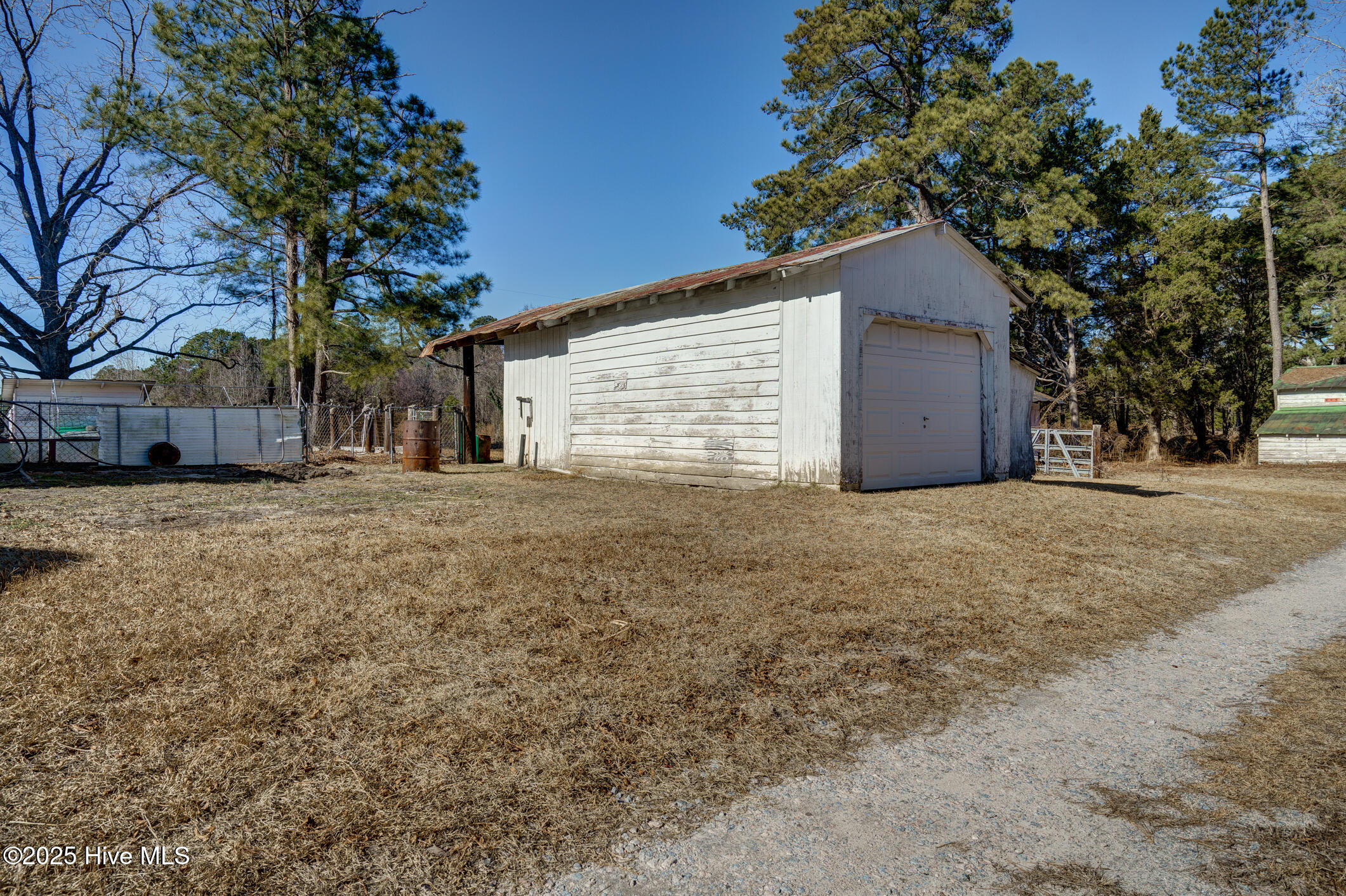 7100 Hunter Hill Road Property Photo 28