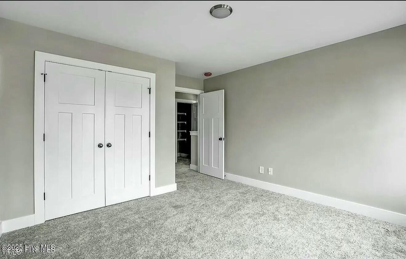 104 W Oak Street Property Photo 19