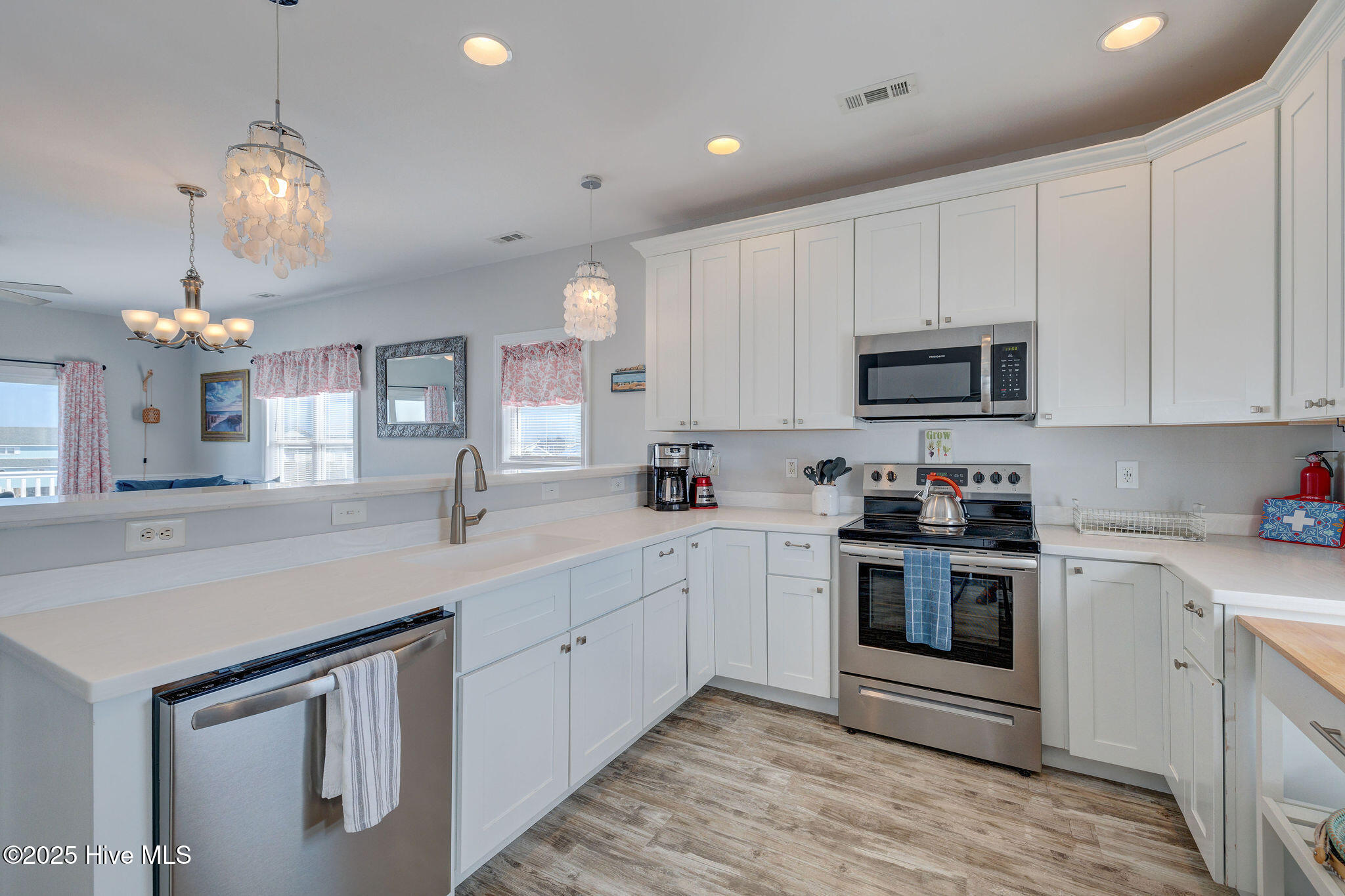 208 Oyster Lane Property Photo 12