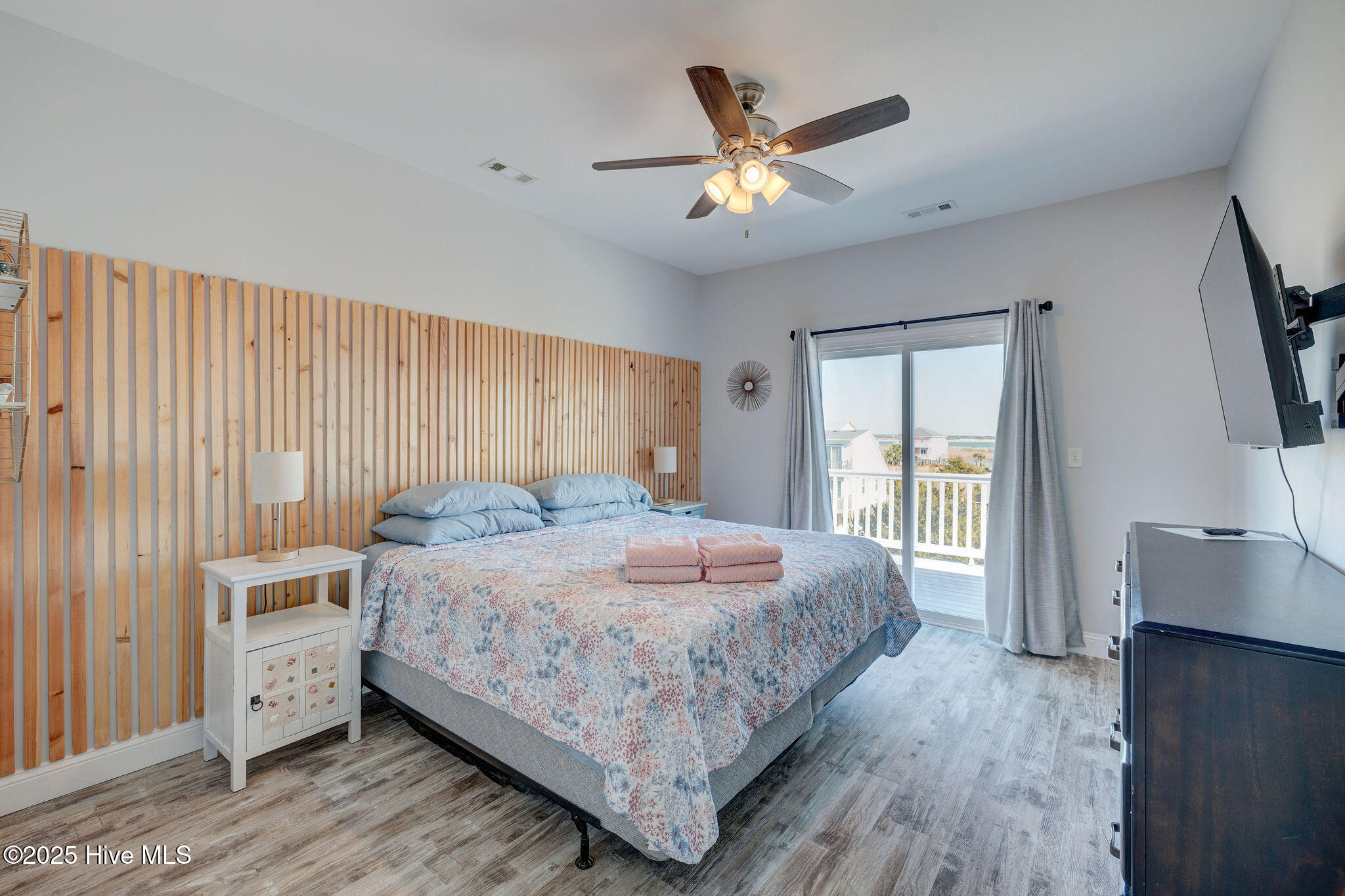 208 Oyster Lane Property Photo 17