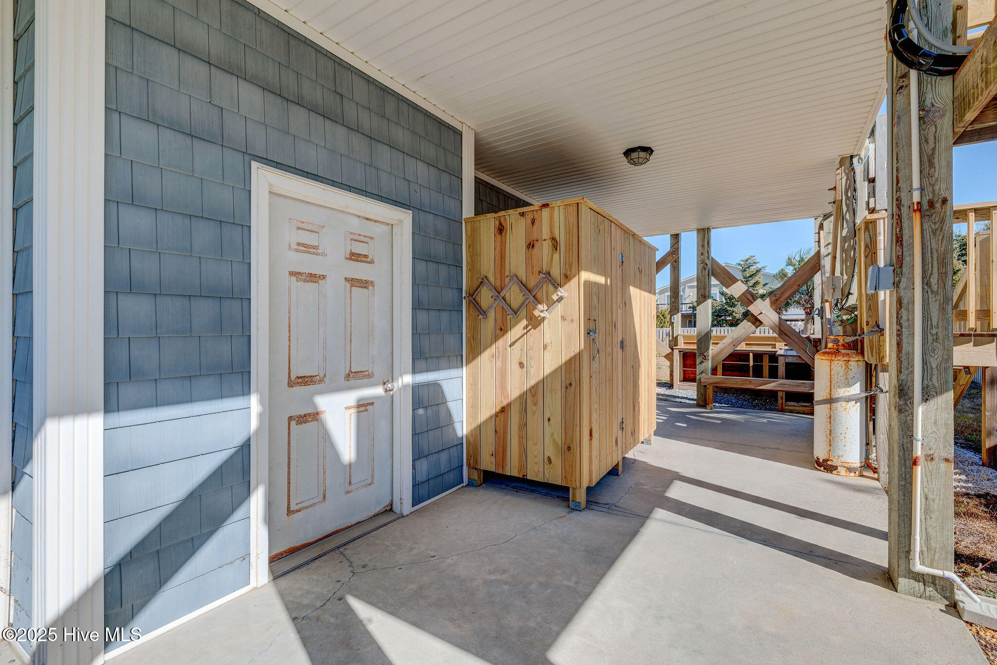 208 Oyster Lane Property Photo 45