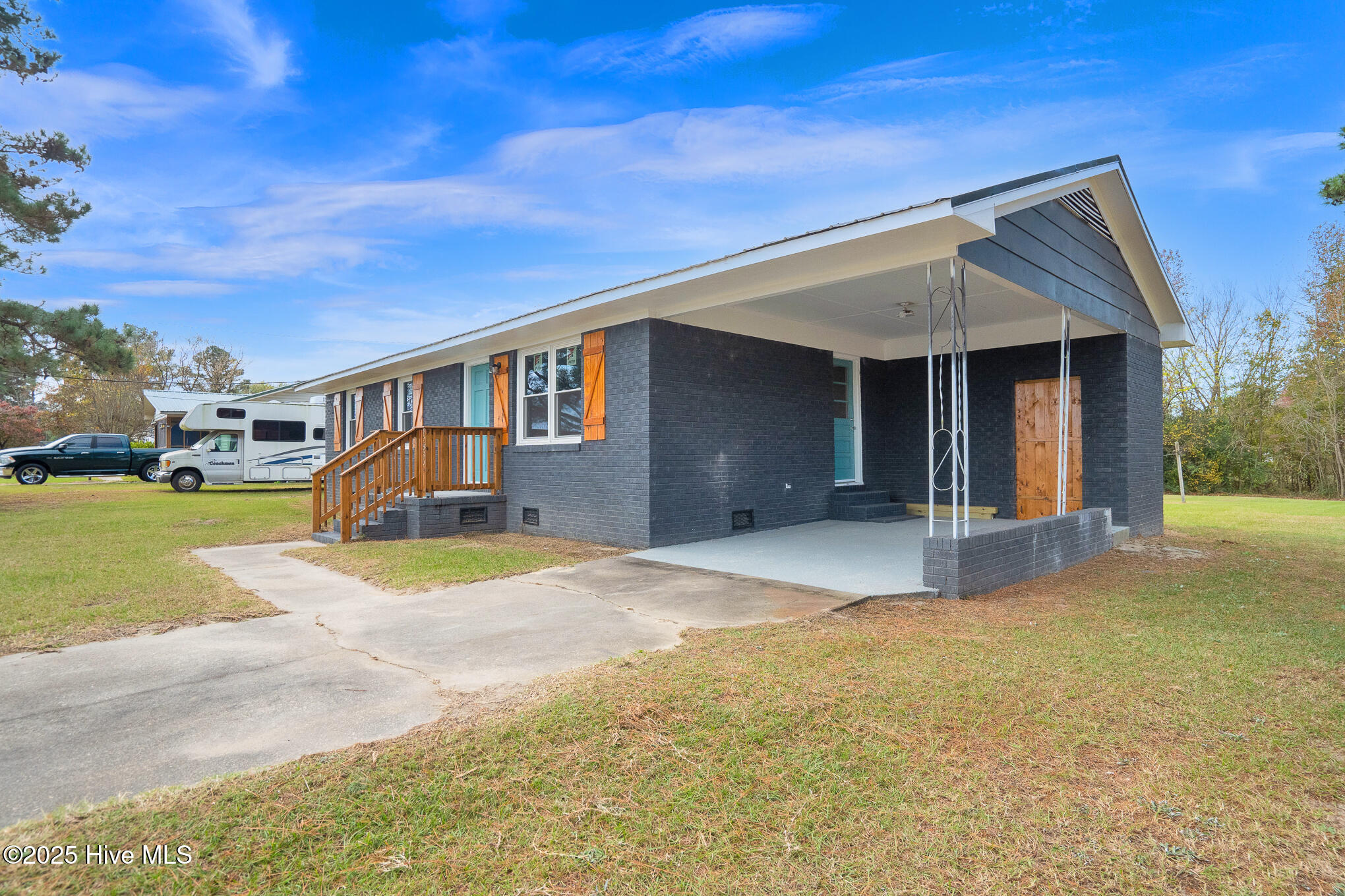 12836 Us Highway 258 Property Photo 2