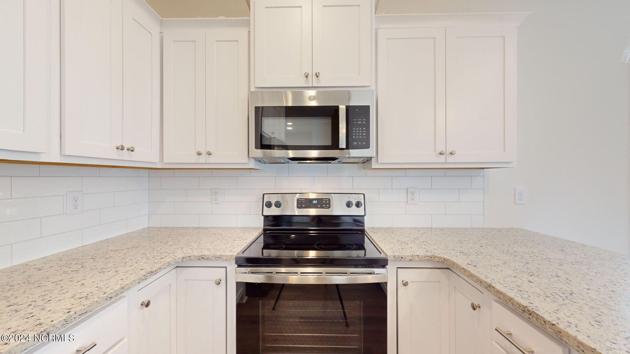 2105 Dartford Drive B Property Photo 6