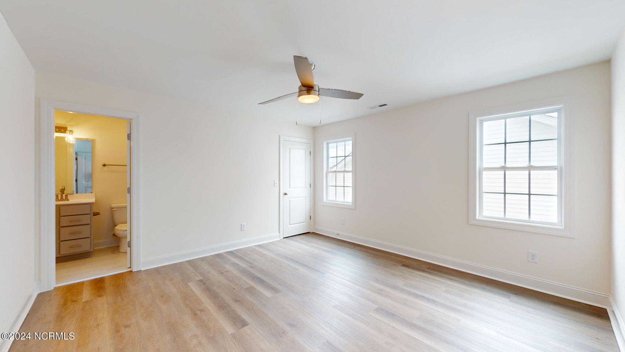 2105 Dartford Drive B Property Photo 22