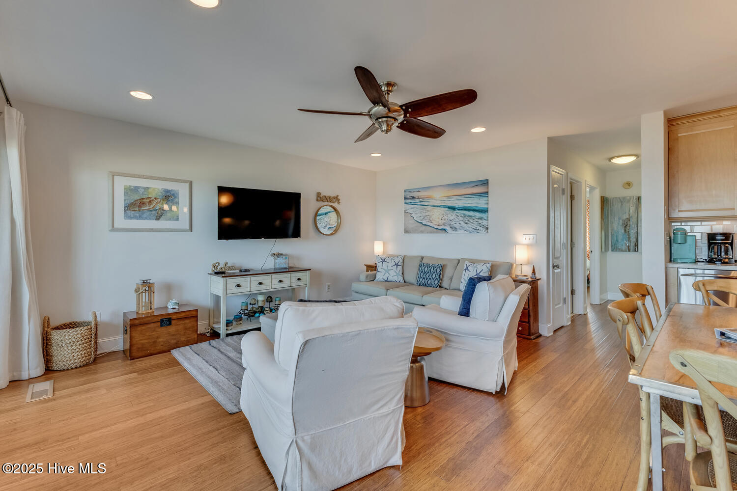 705 Carolina Beach Avenue C2 Property Photo 9
