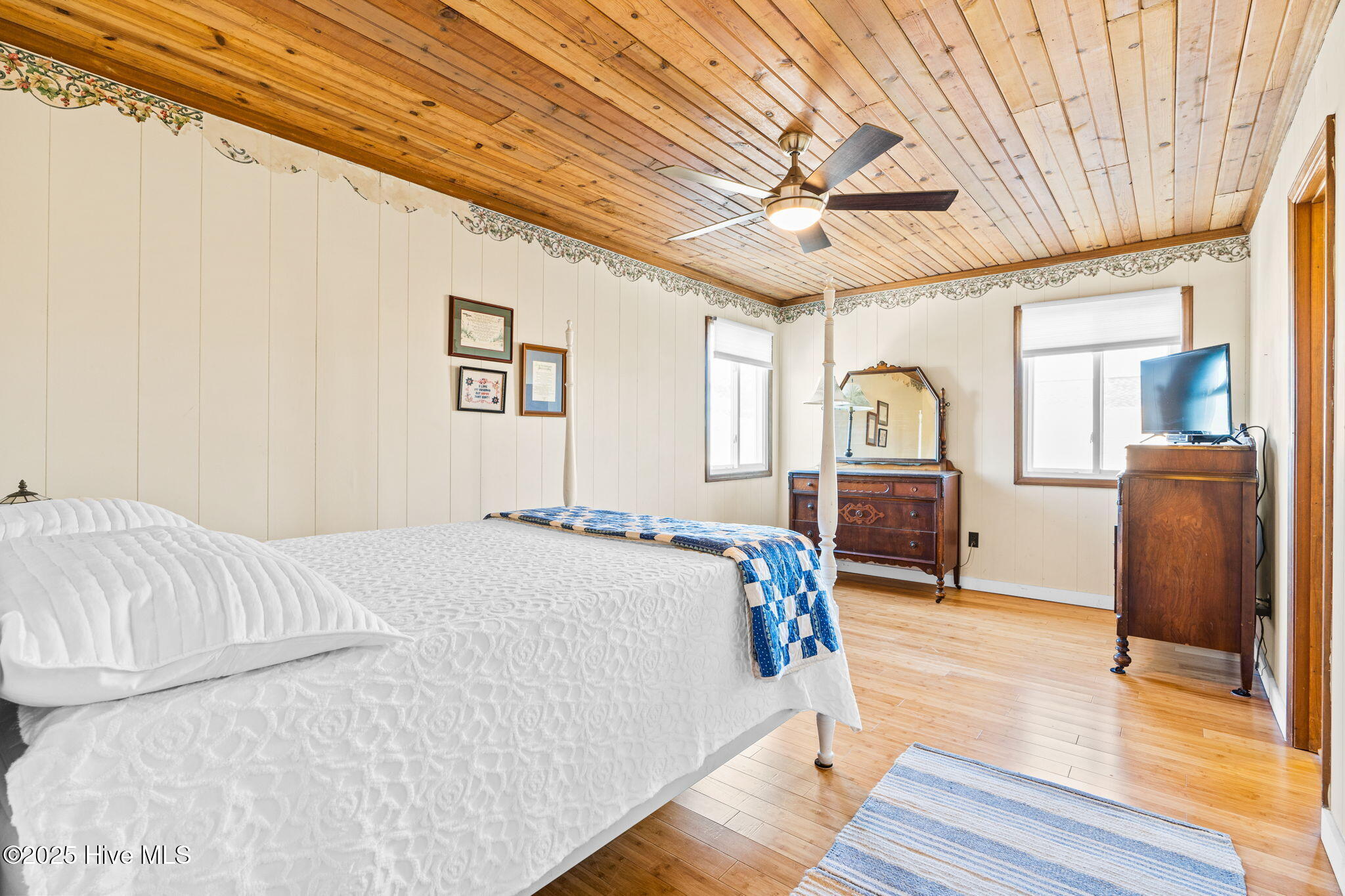 27 Newport Street Property Photo 31