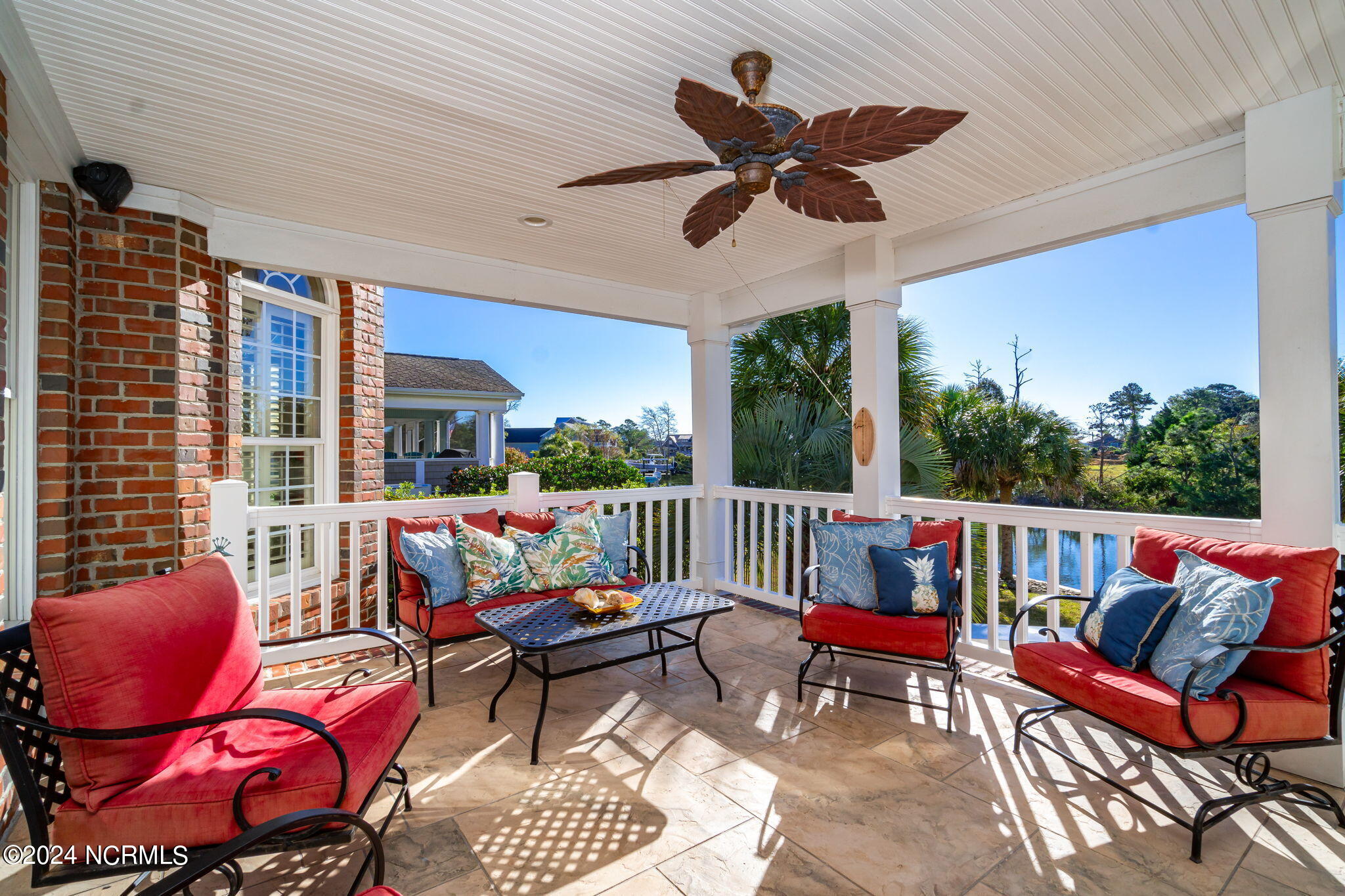 209 Bayside Drive Property Photo 3
