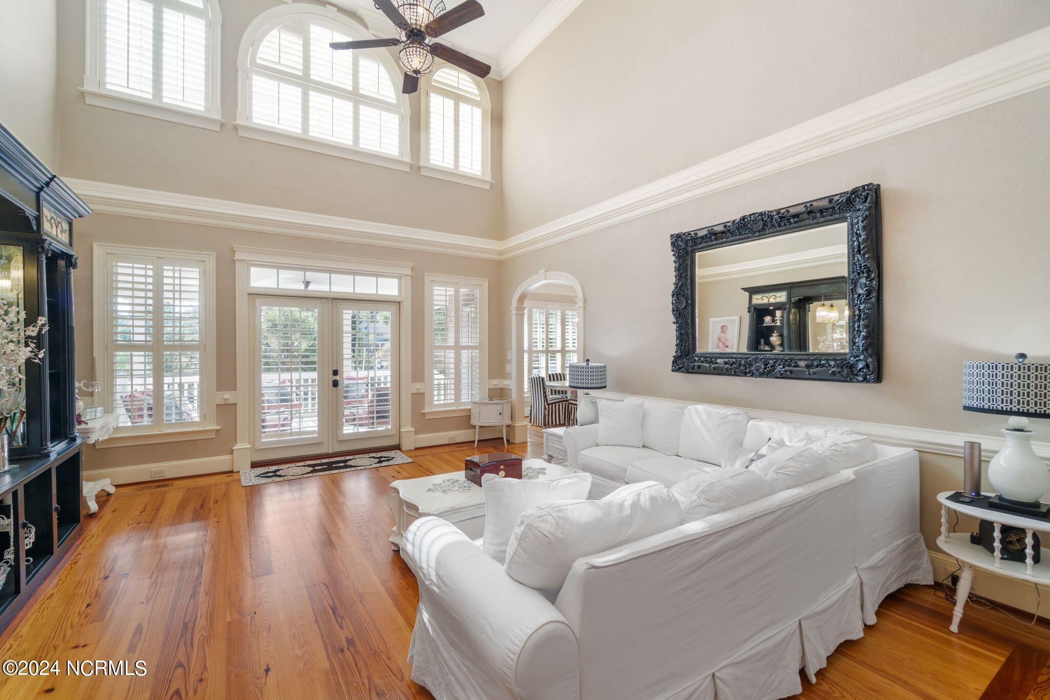 209 Bayside Drive Property Photo 4