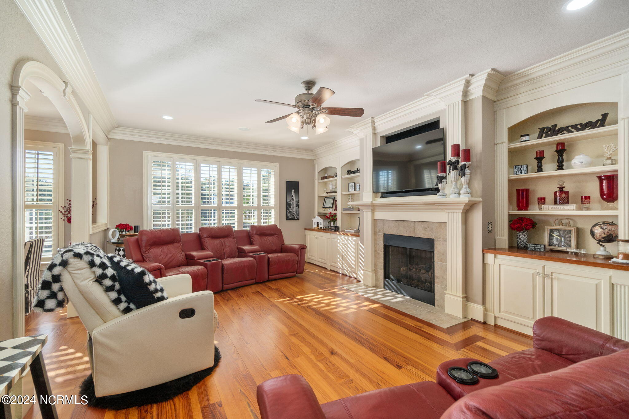209 Bayside Drive Property Photo 5