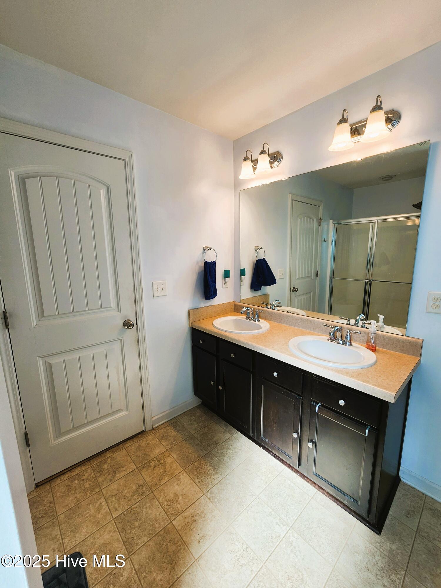 2435 Kodiak Drive Property Photo 12