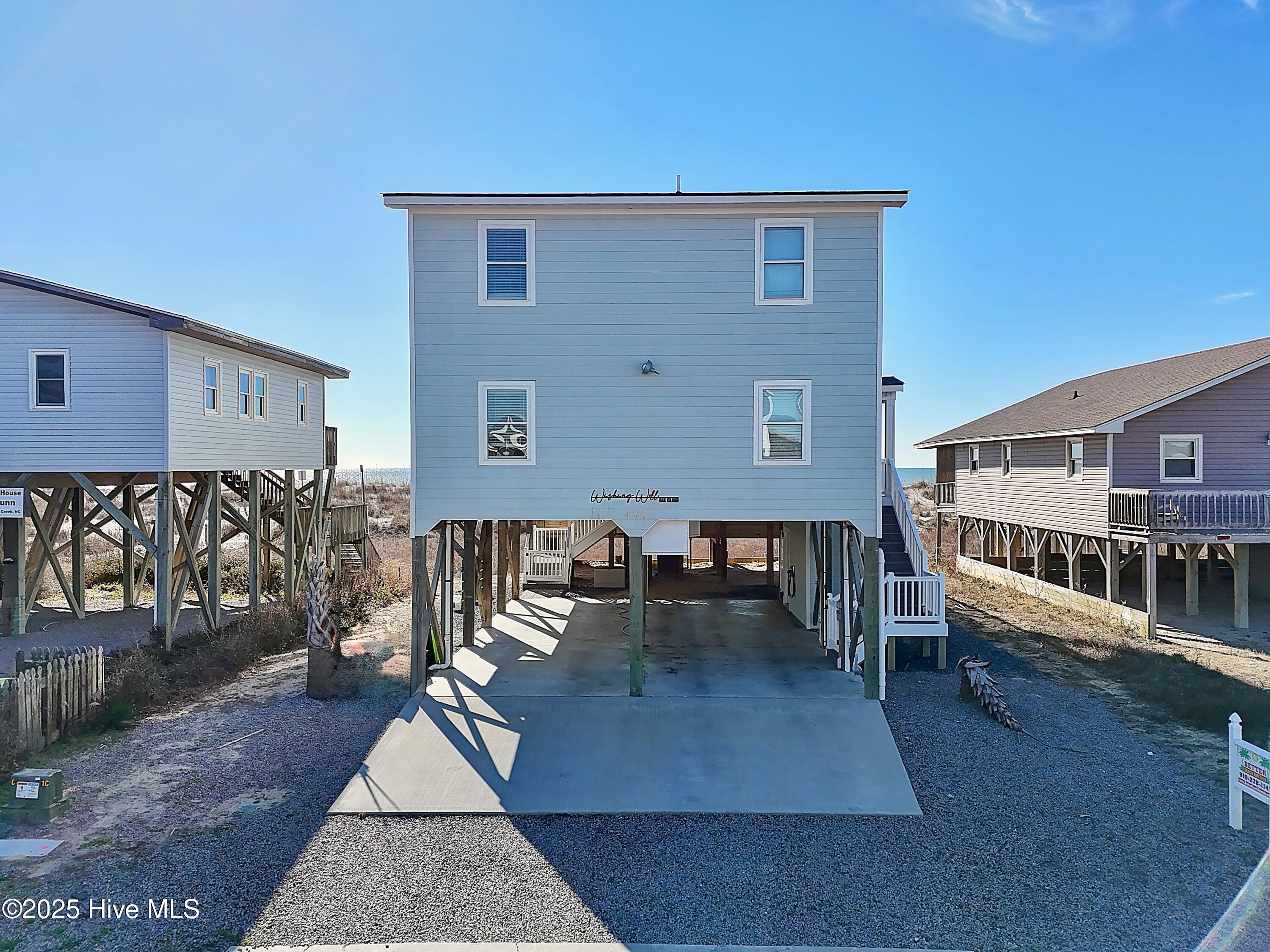3527 E Beach Drive Property Photo 4