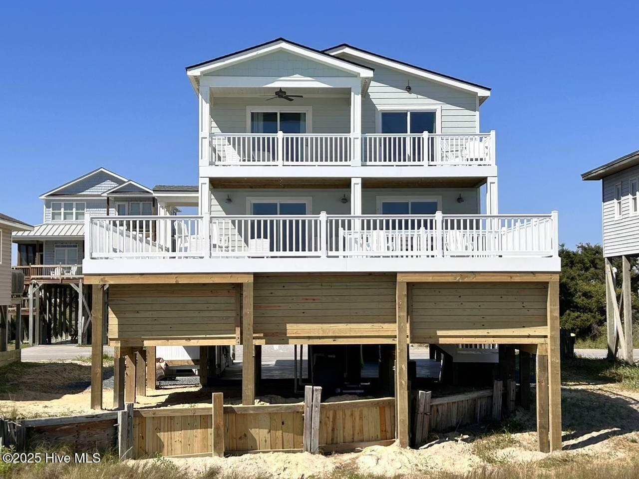 3527 E Beach Drive Property Photo 51