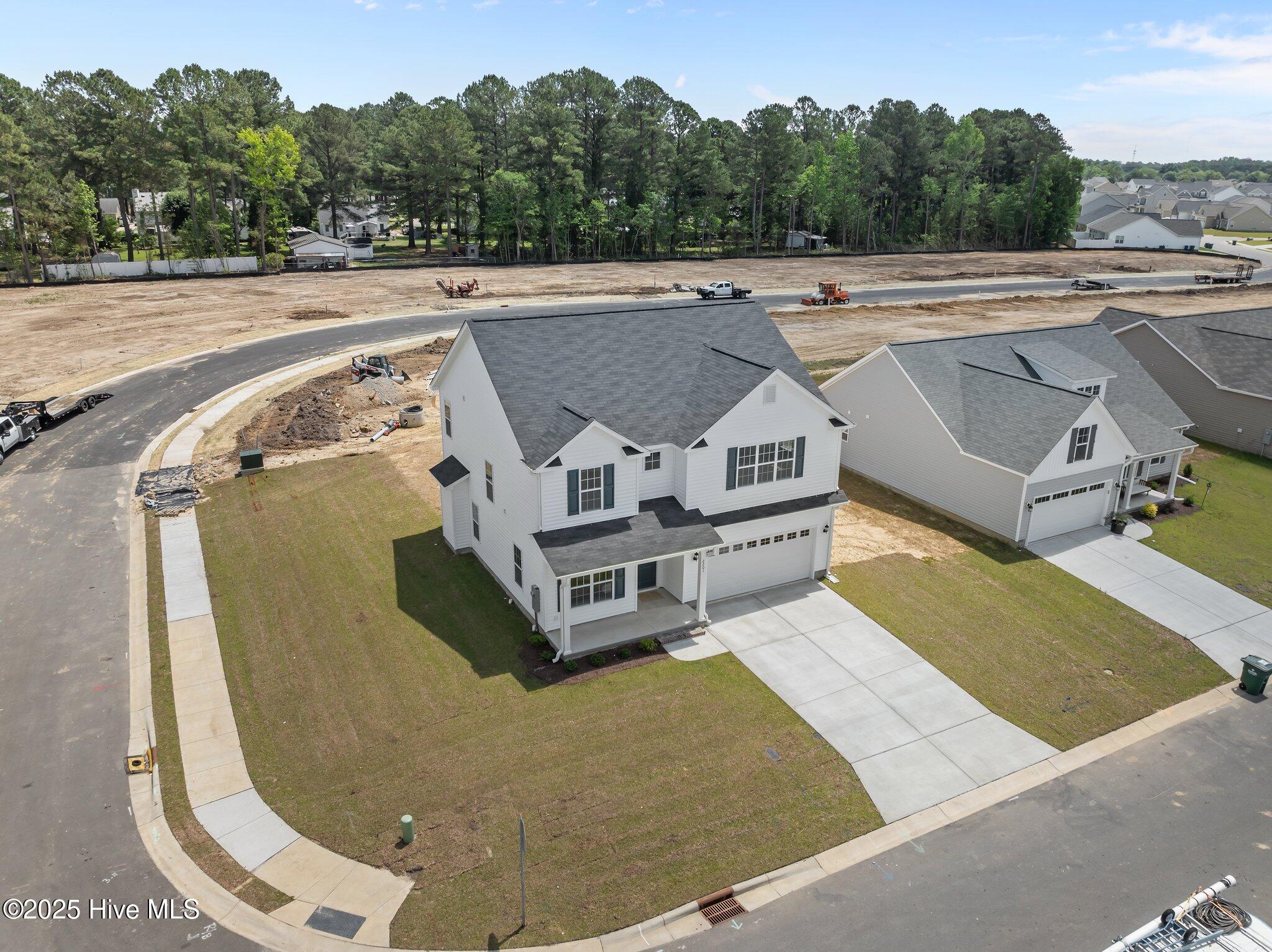 2201 Zircon Drive Property Photo 2