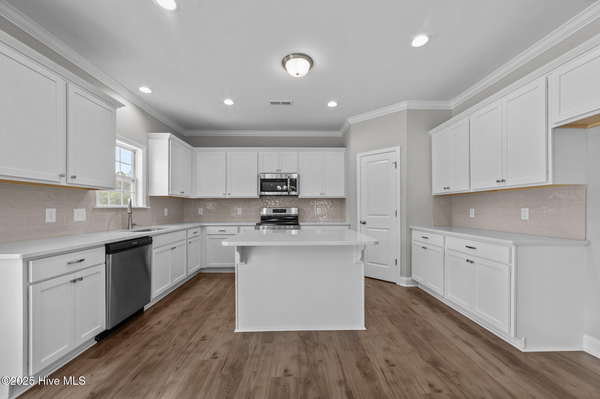 2201 Zircon Drive Property Photo 30