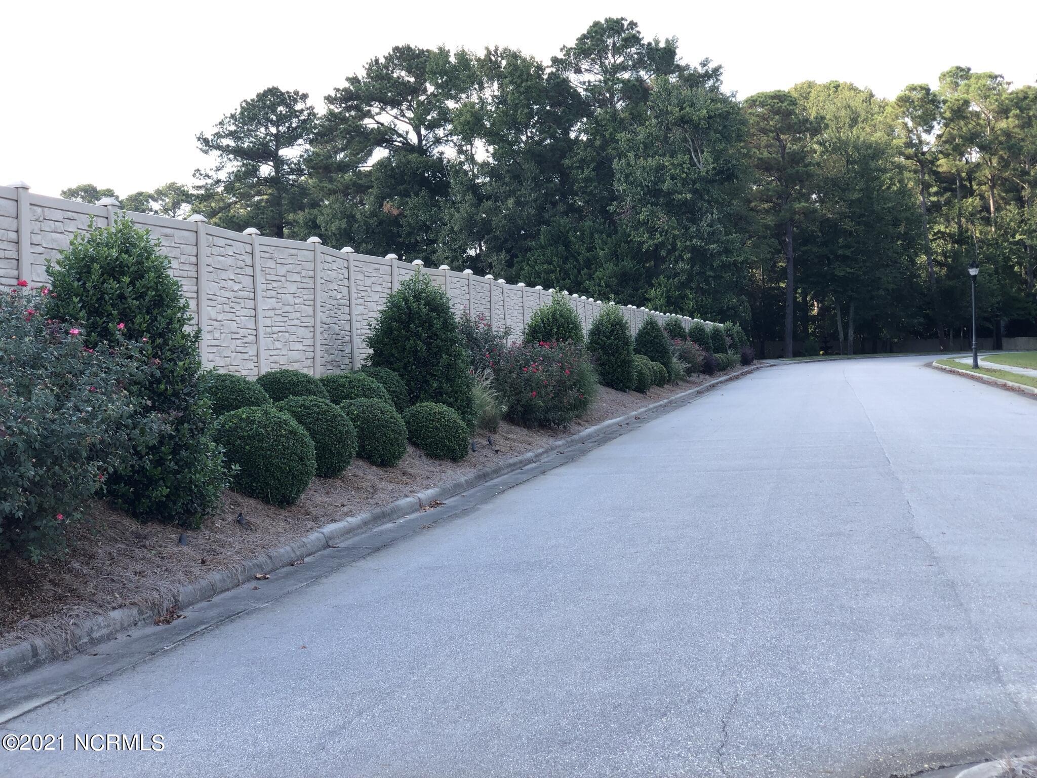 123 Village Circle Property Photo 2