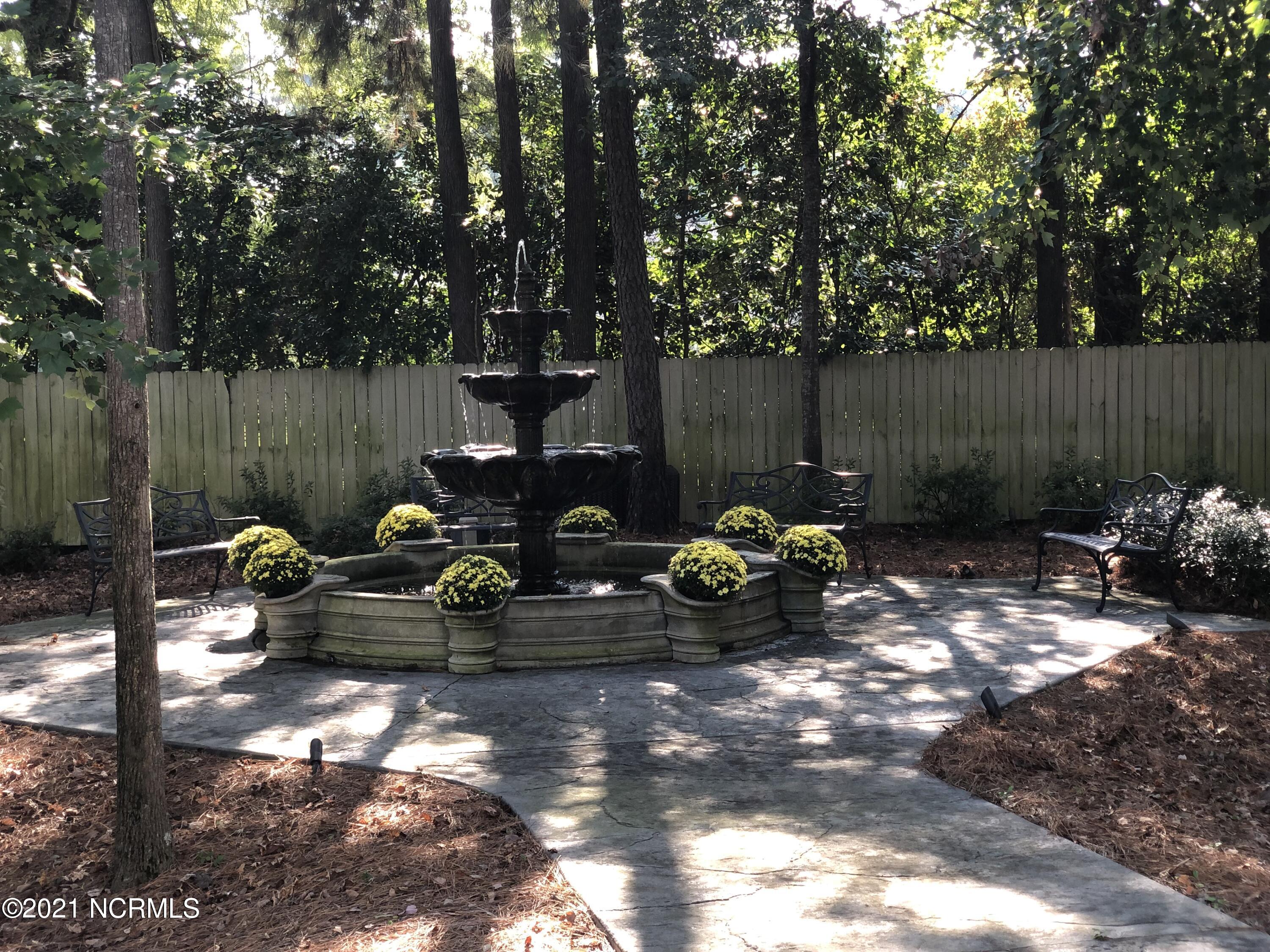 123 Village Circle Property Photo 3