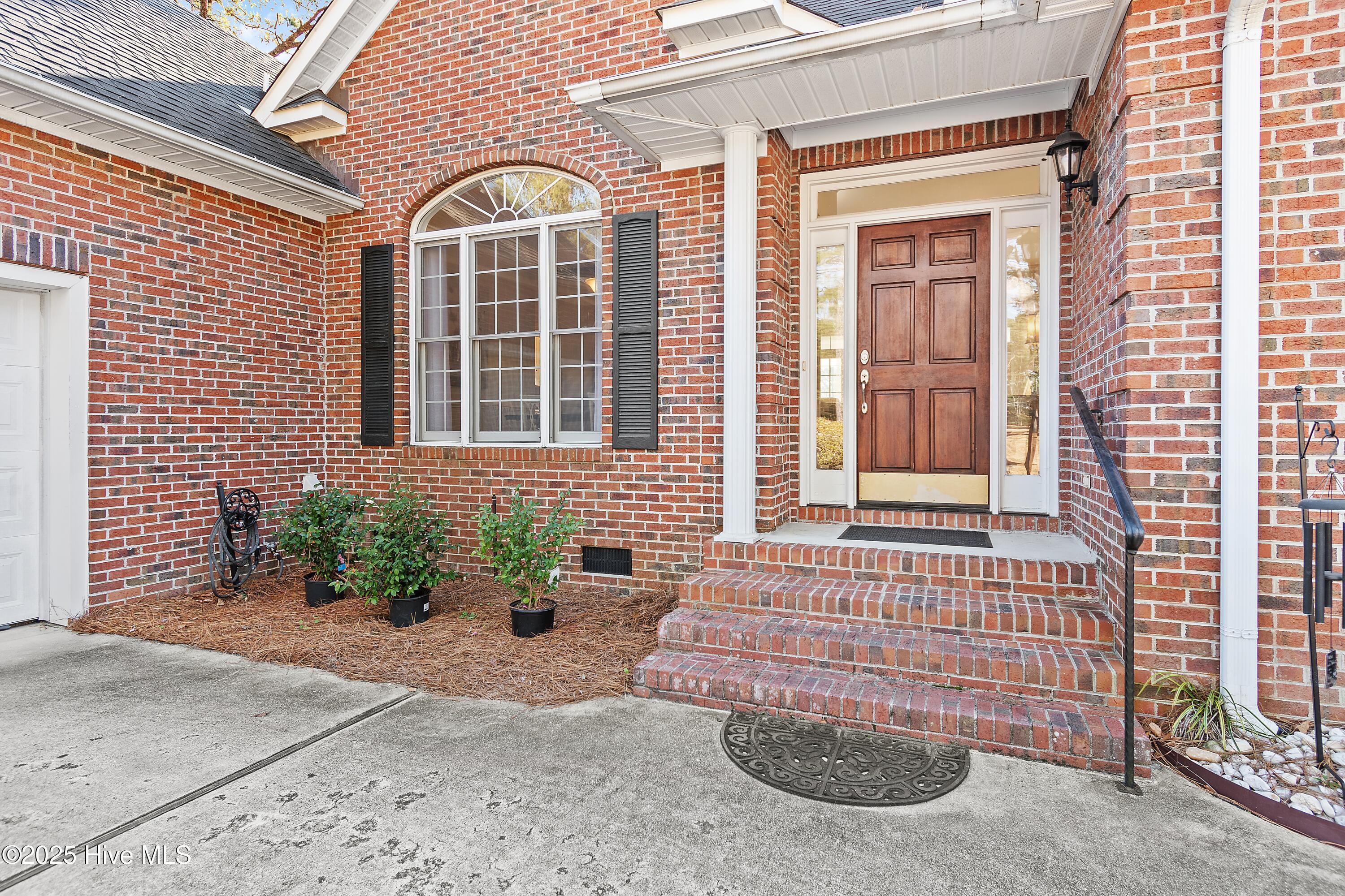 3399 St James Drive Property Photo 4