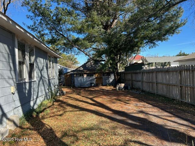 1806 Greensboro Street Property Photo 11
