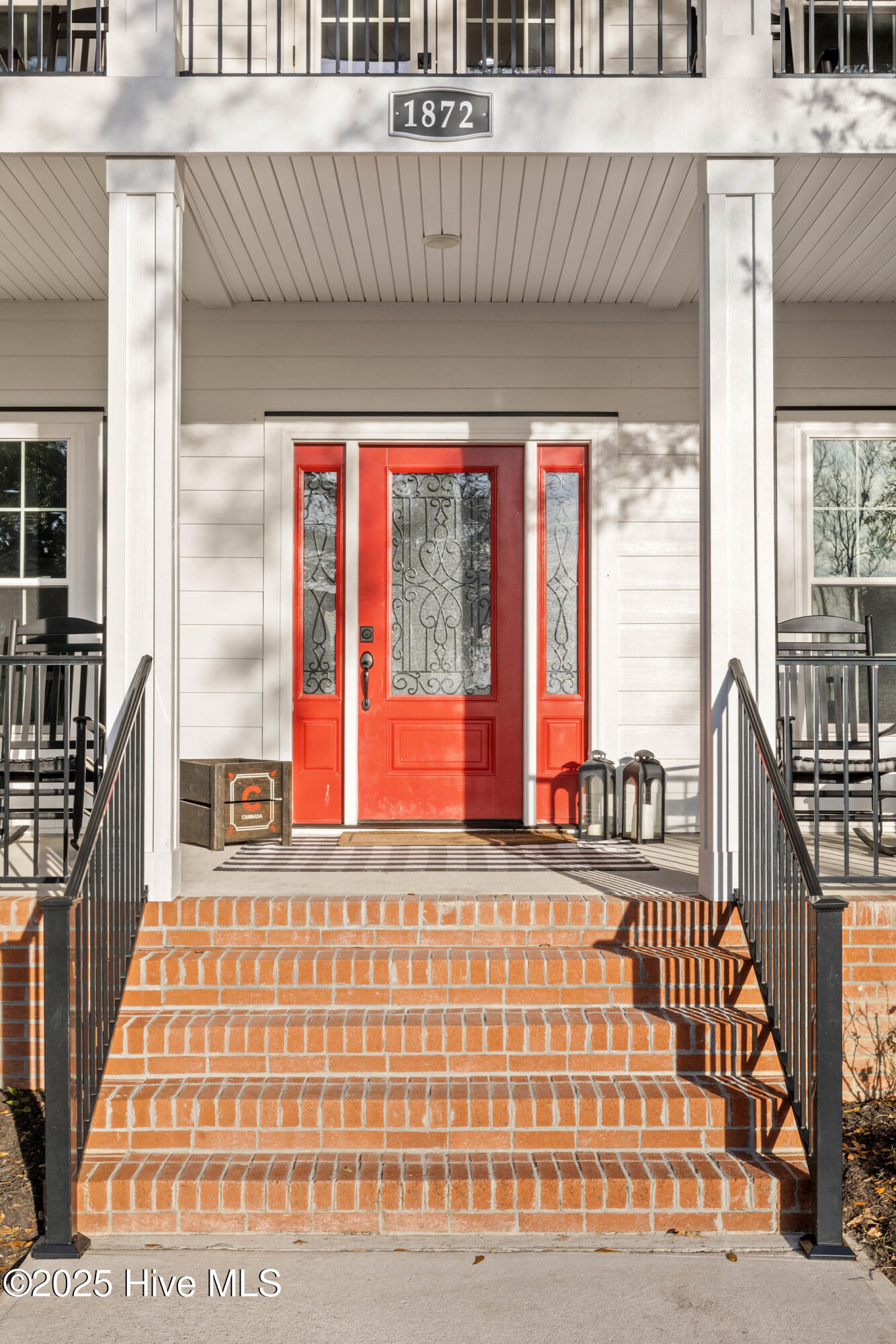 1872 Russell Hewett Road Property Photo 4
