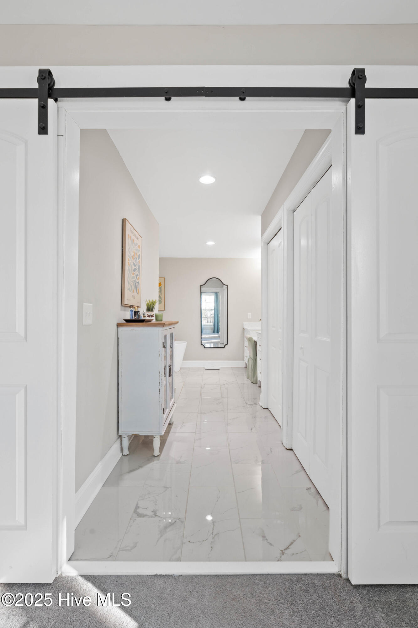 1872 Russell Hewett Road Property Photo 21