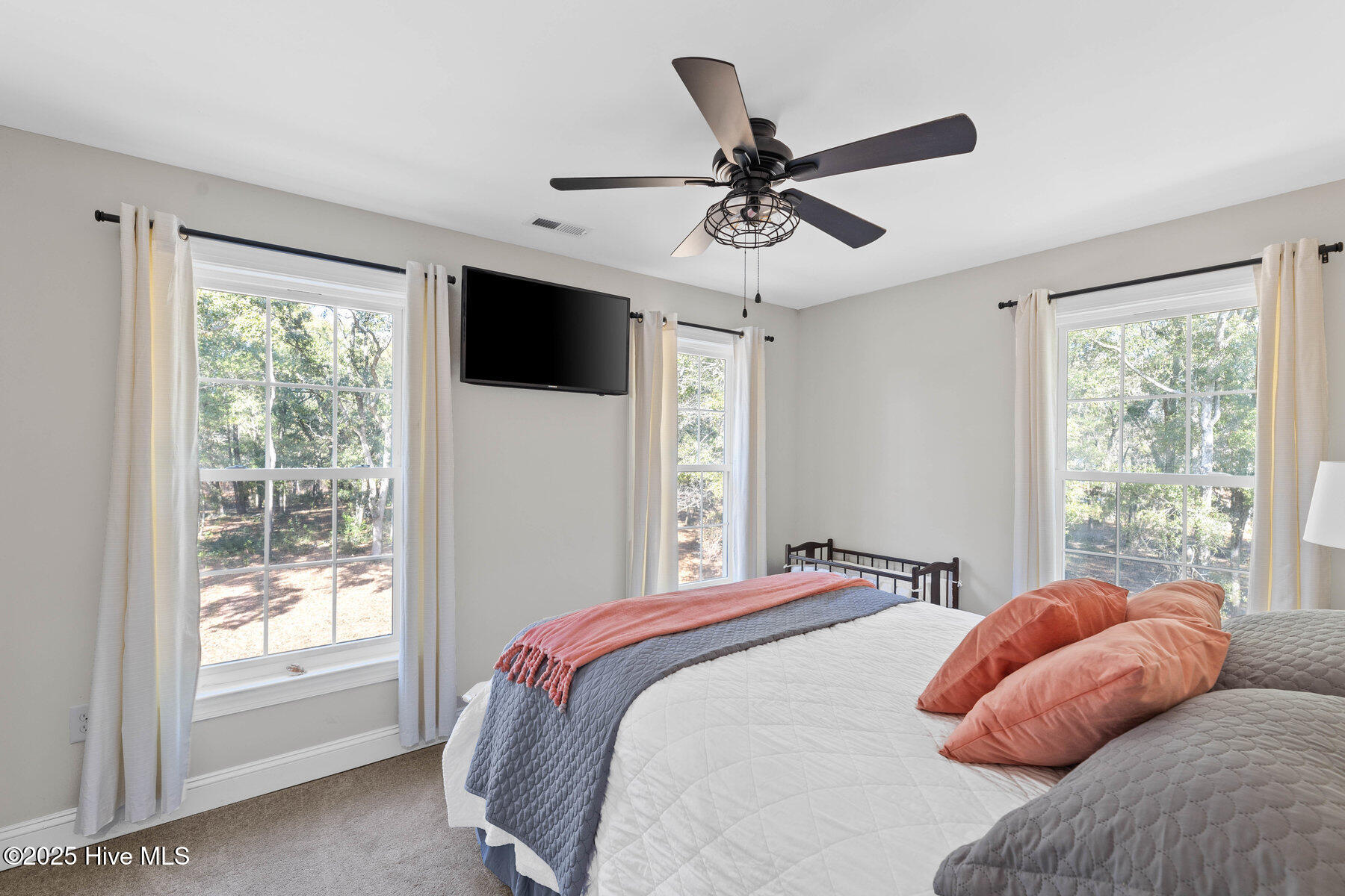 1872 Russell Hewett Road Property Photo 30