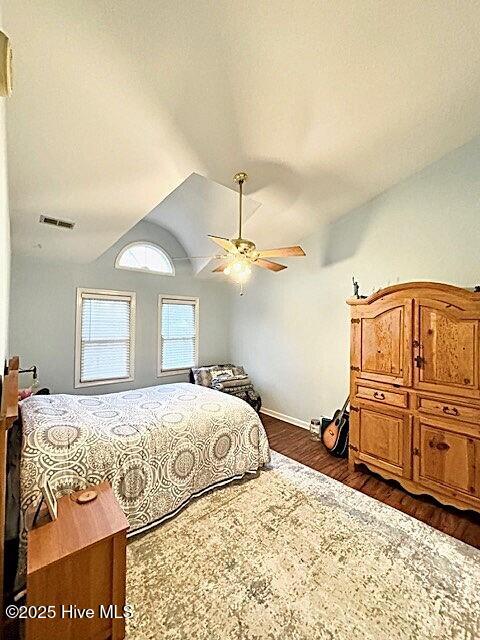 1305 Cedarwood Village Property Photo 16