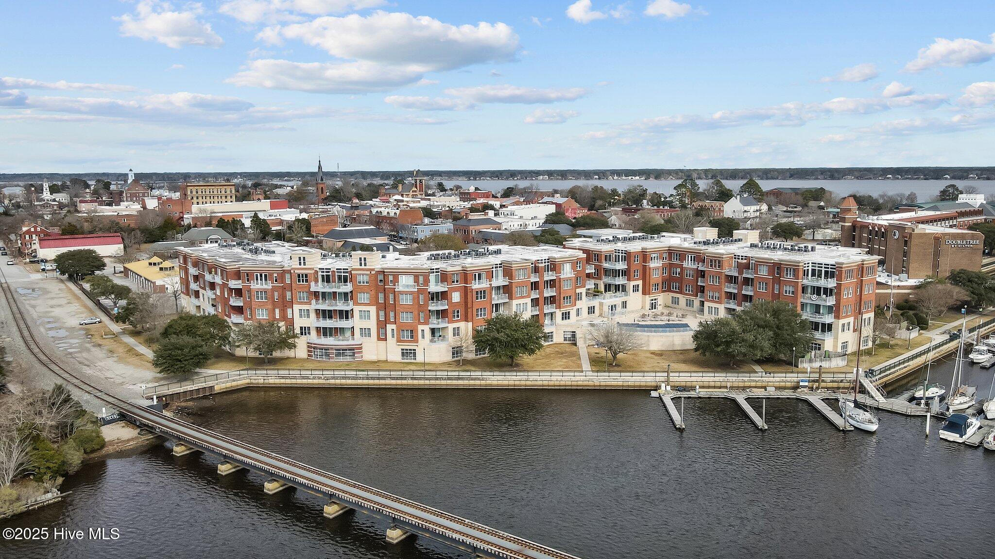 336 Sky Sail Boulevard Property Photo 2