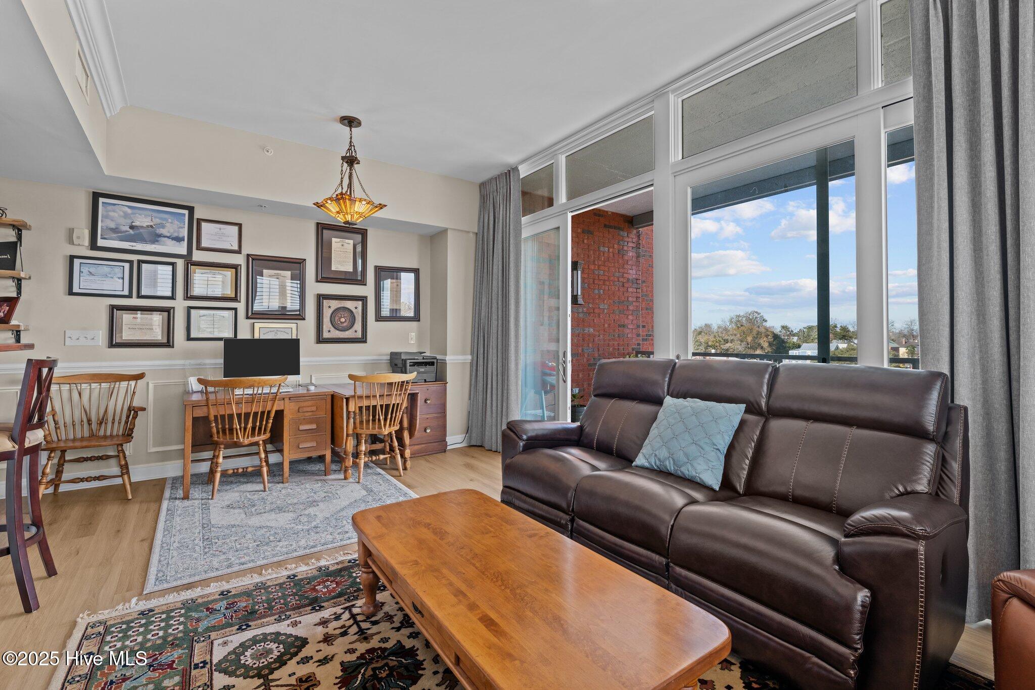 336 Sky Sail Boulevard Property Photo 6