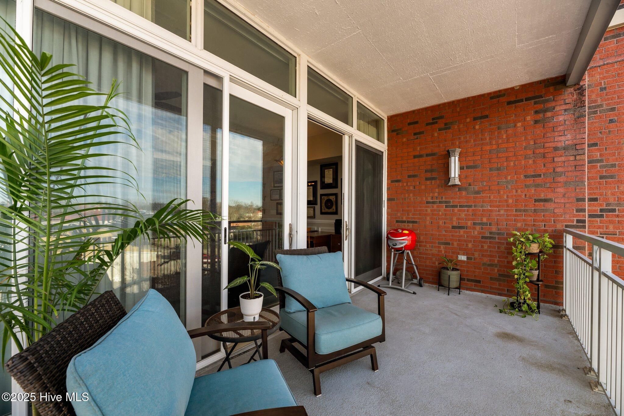 336 Sky Sail Boulevard Property Photo 16