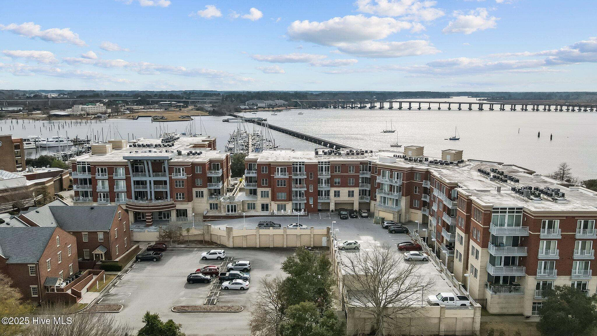 336 Sky Sail Boulevard Property Photo 22