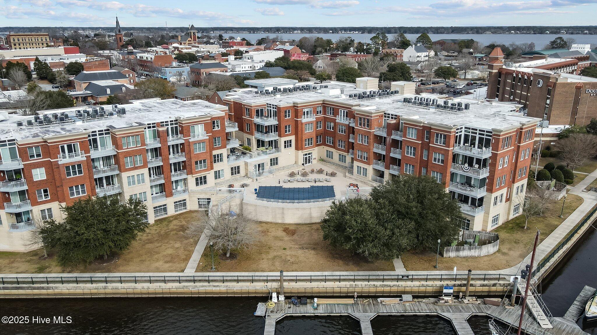 336 Sky Sail Boulevard Property Photo 23