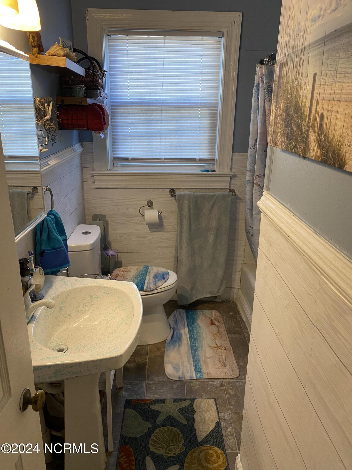 412 S William Hooker Drive Property Photo 15