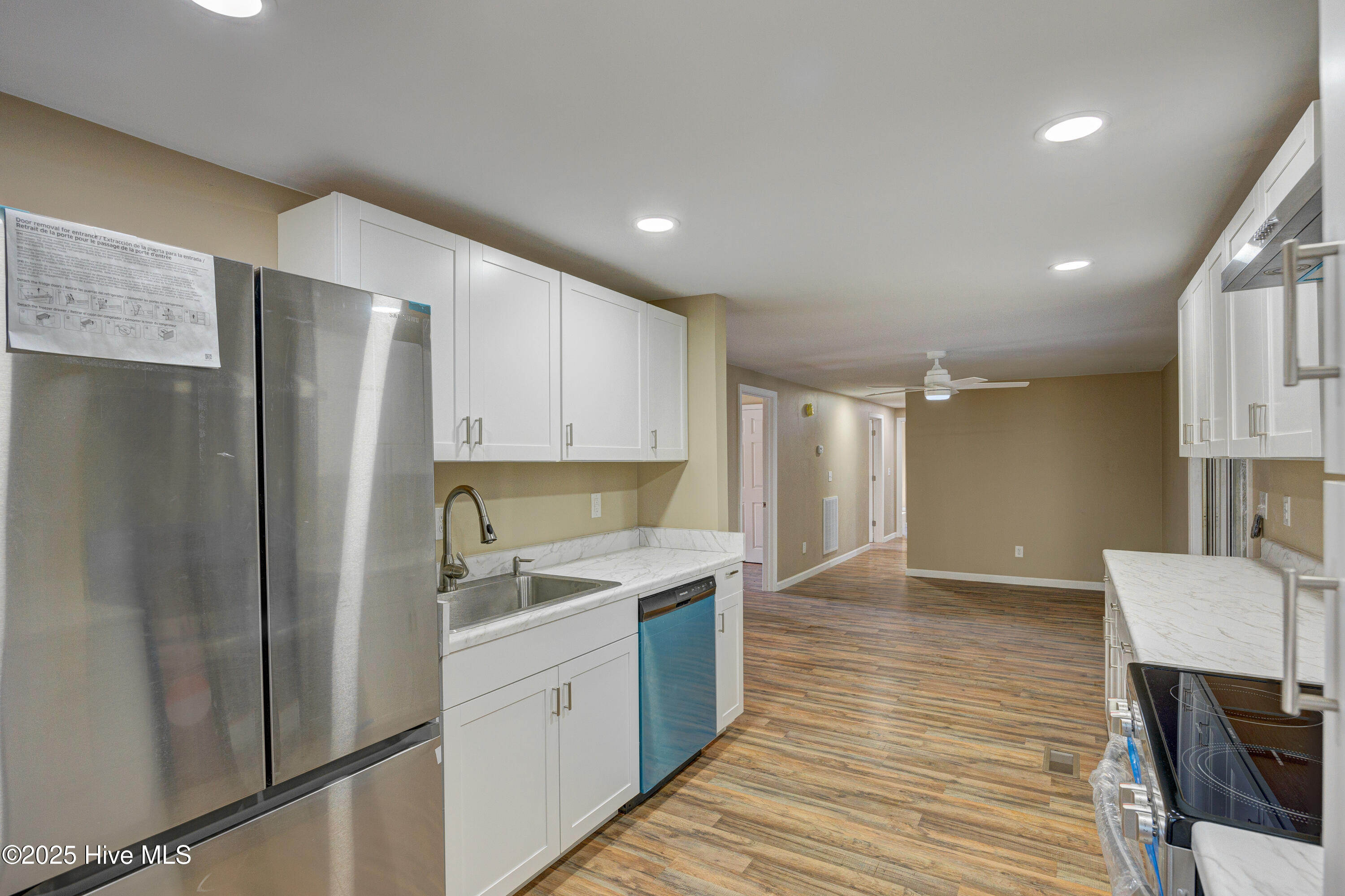 2752 Penderlea Highway Property Photo 10