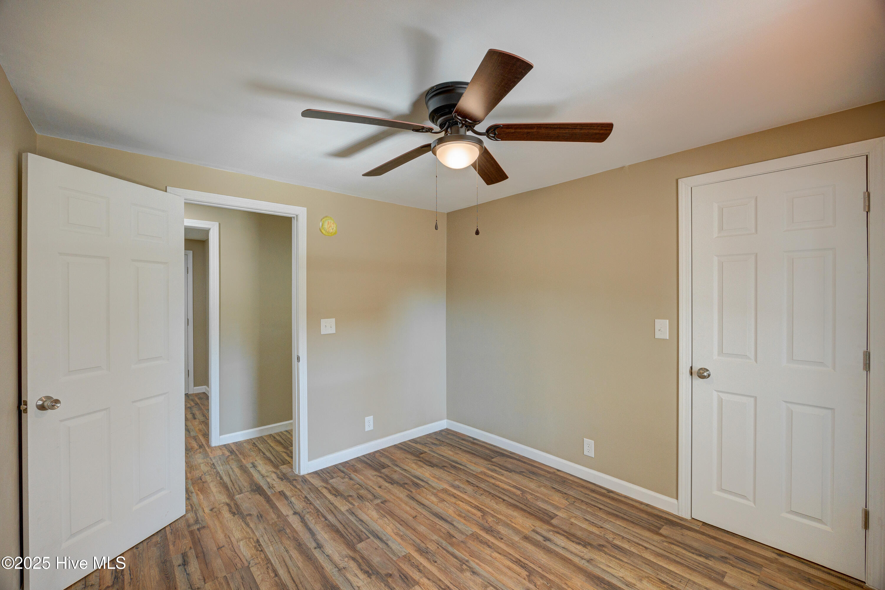2752 Penderlea Highway Property Photo 18