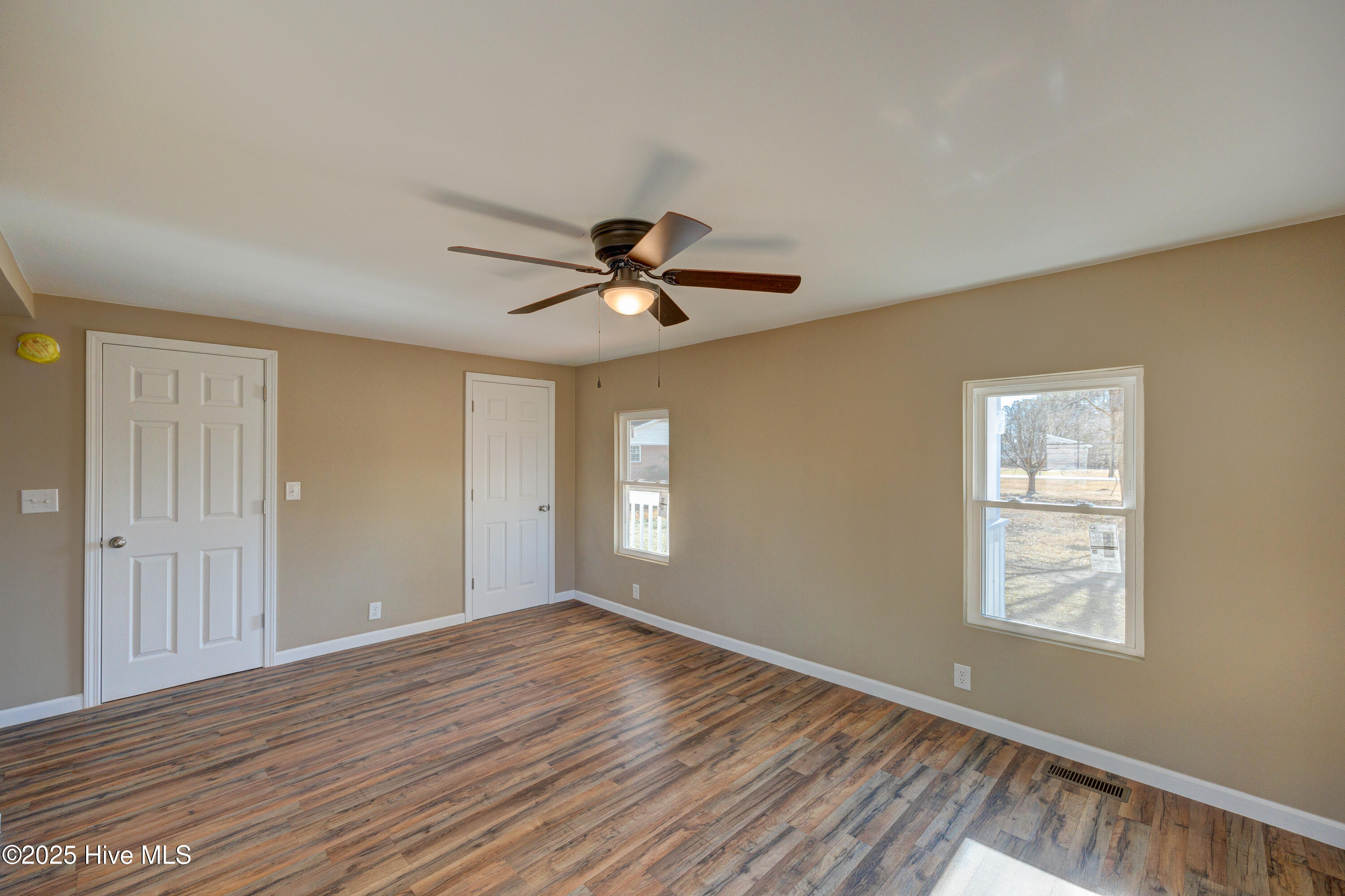 2752 Penderlea Highway Property Photo 19