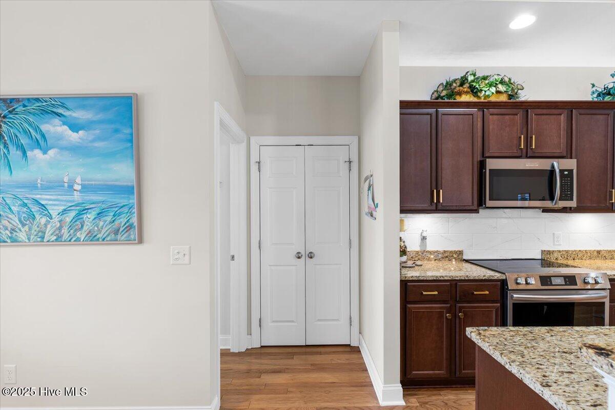 4172 Cambridge Cove Circle # 1 Property Photo 12