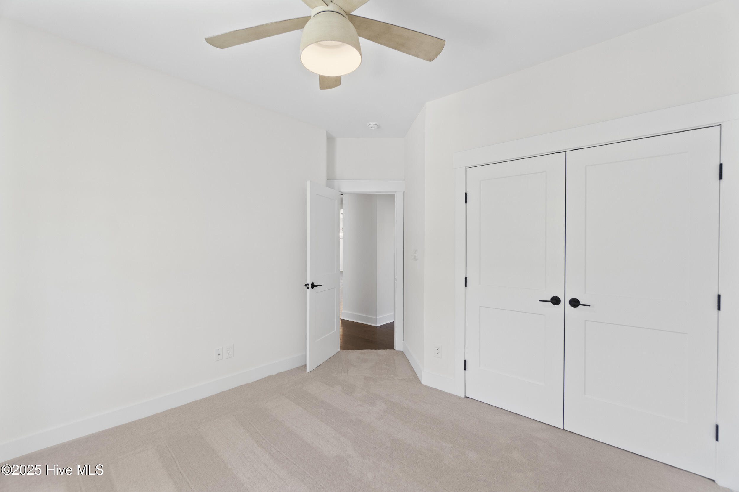 172 Roanoke Drive Property Photo 12