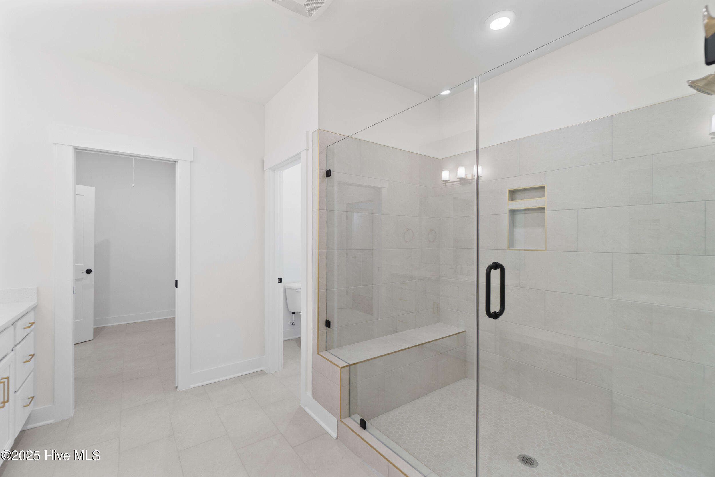 172 Roanoke Drive Property Photo 19