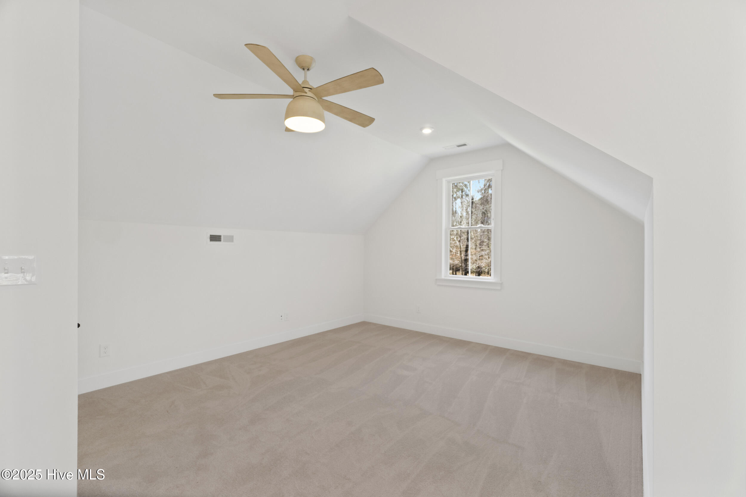 172 Roanoke Drive Property Photo 26