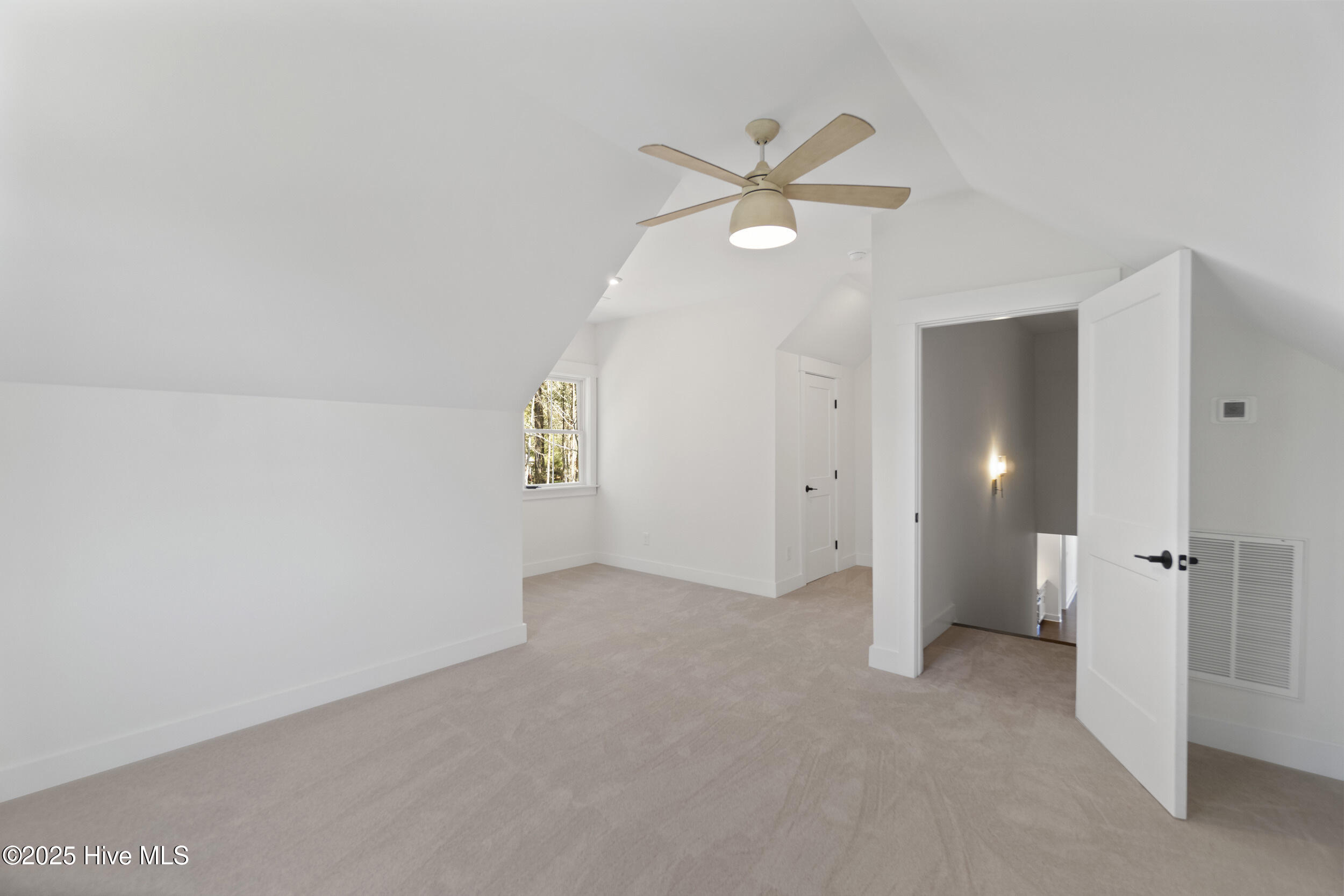172 Roanoke Drive Property Photo 27