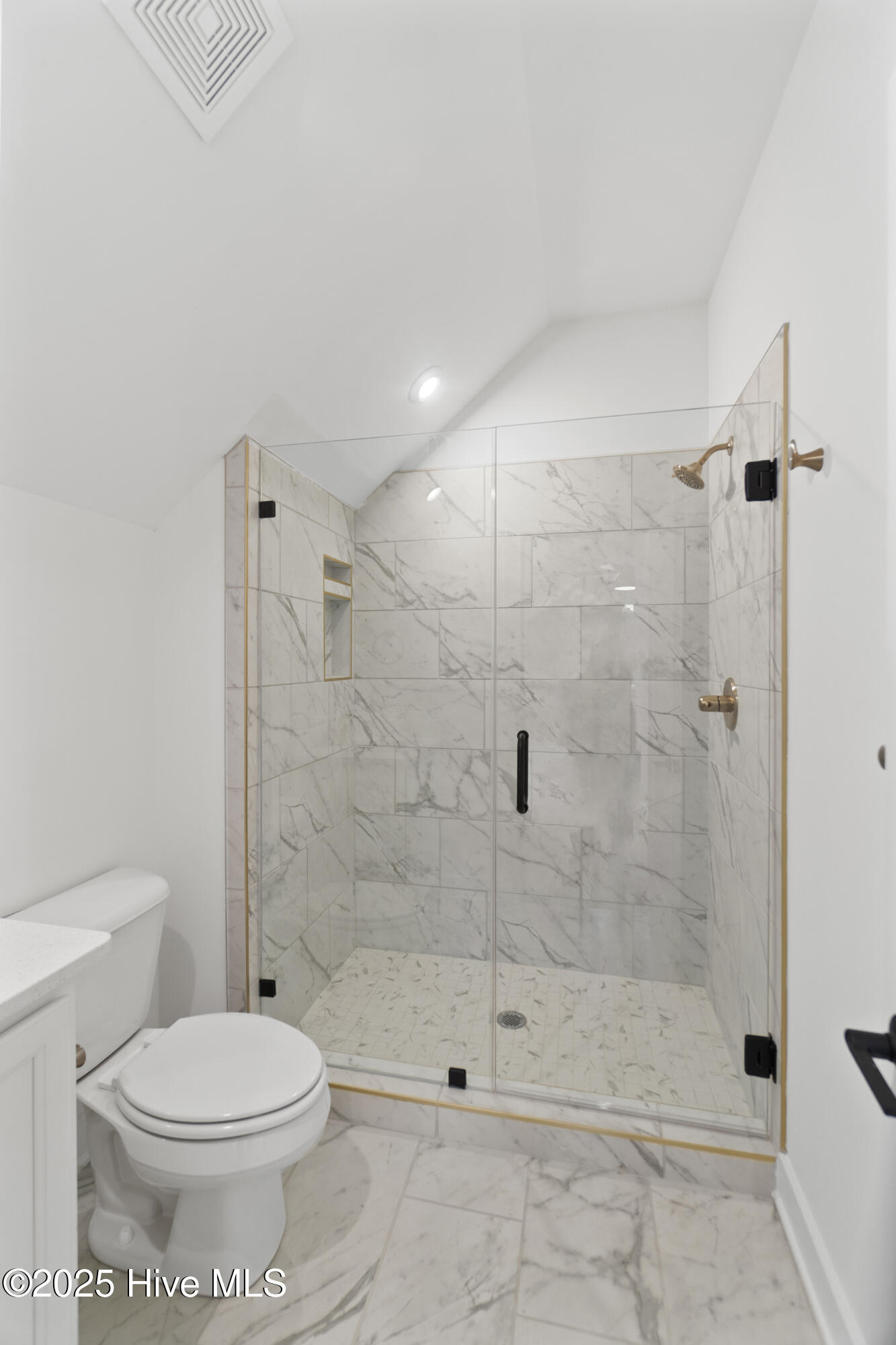 172 Roanoke Drive Property Photo 29