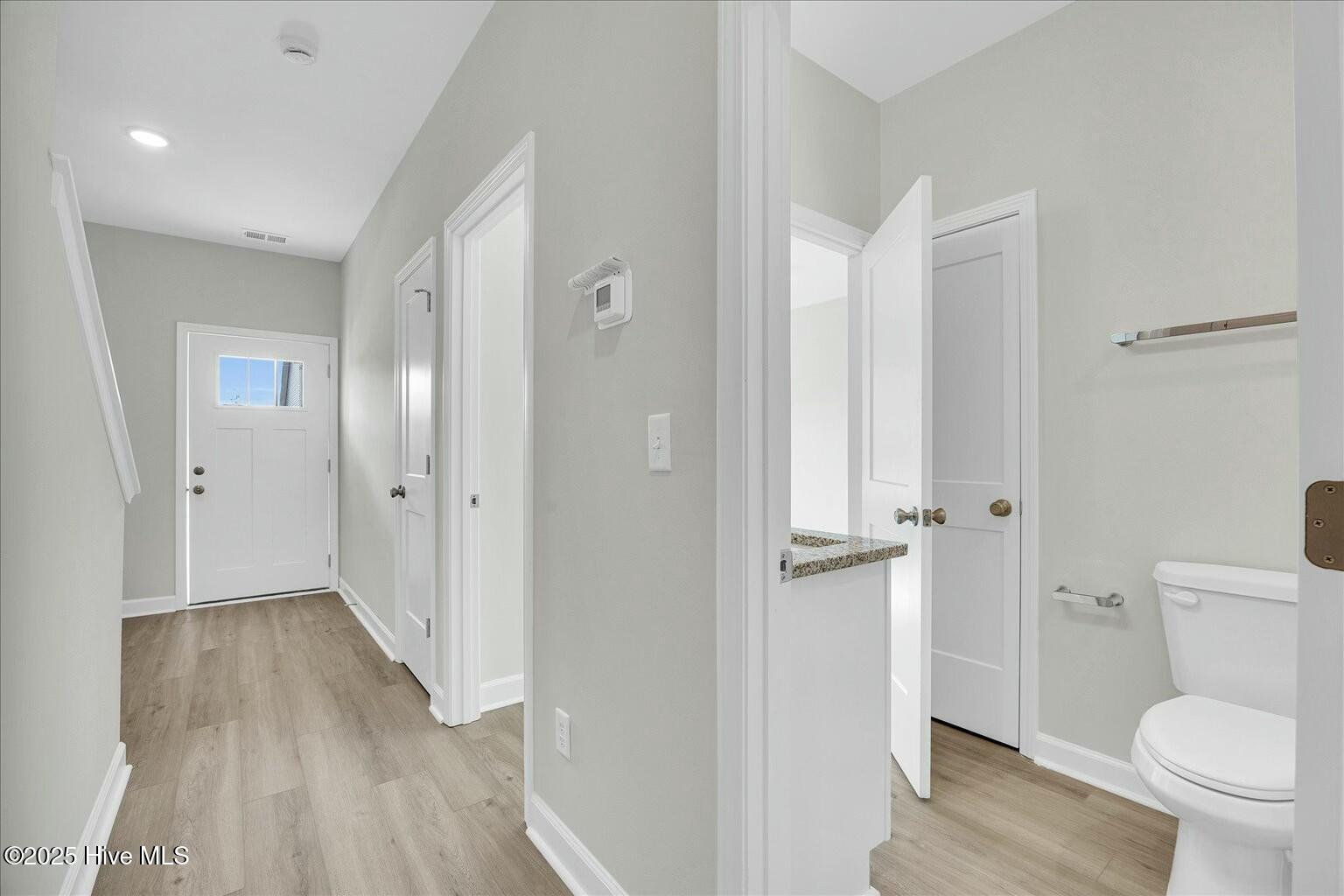 211 Lincoln Place Circle Property Photo 11