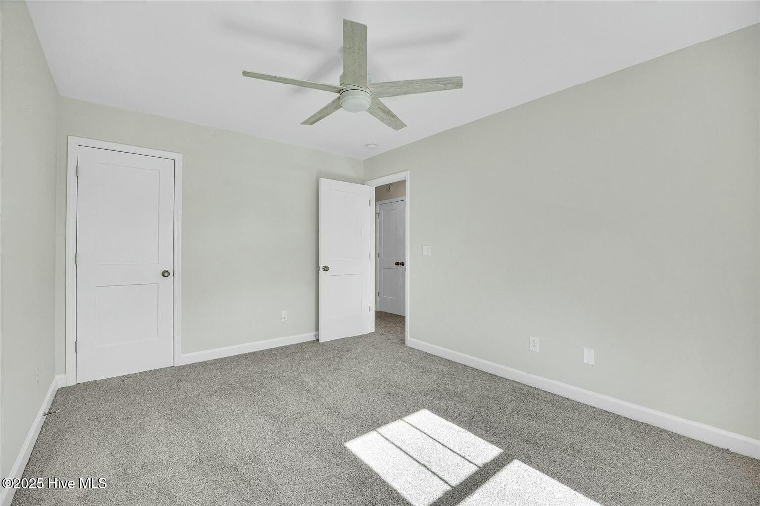 211 Lincoln Place Circle Property Photo 18