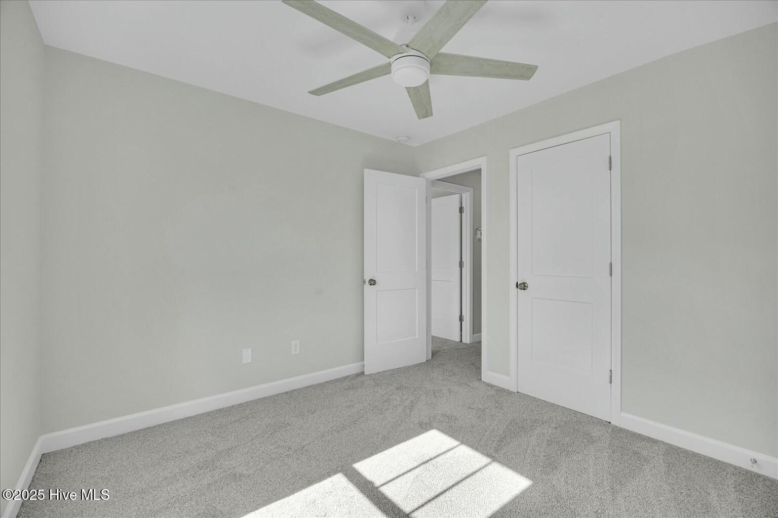 211 Lincoln Place Circle Property Photo 20