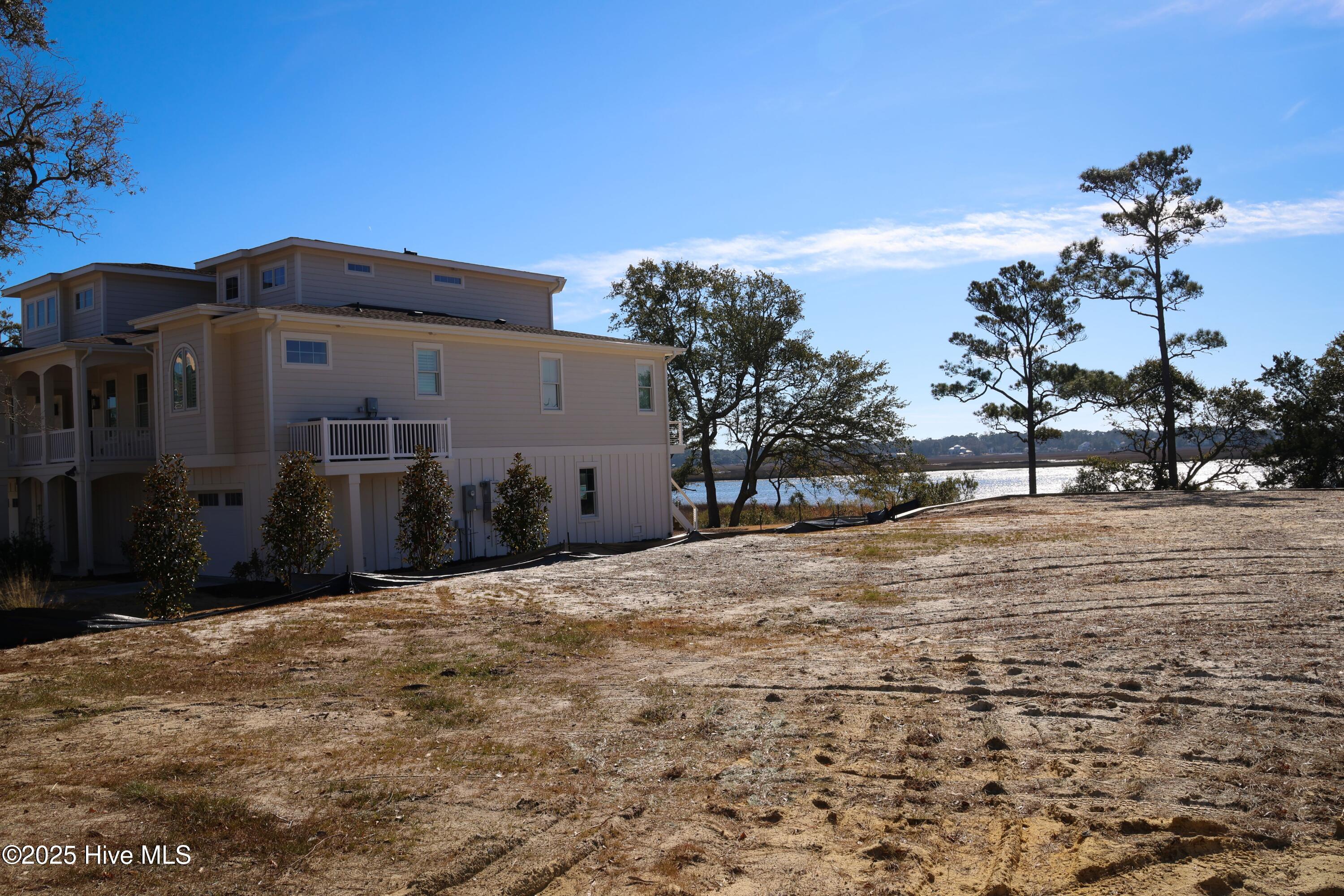4017 Barnes Bluff Drive Property Photo 7