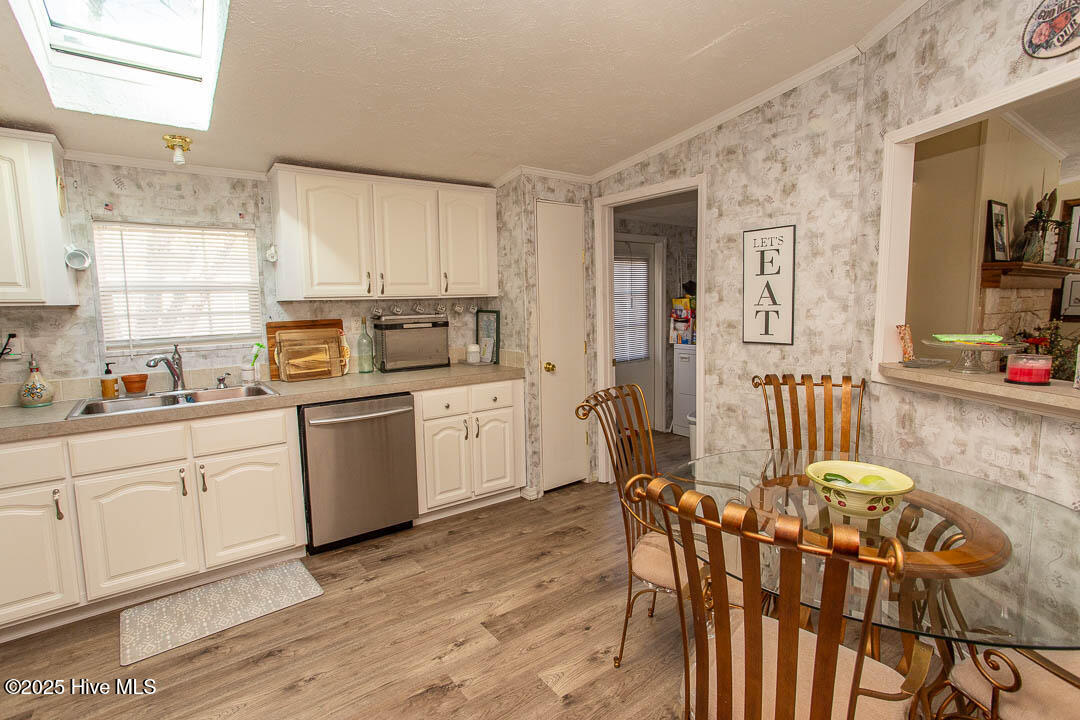 1514 Erin Place Property Photo 11