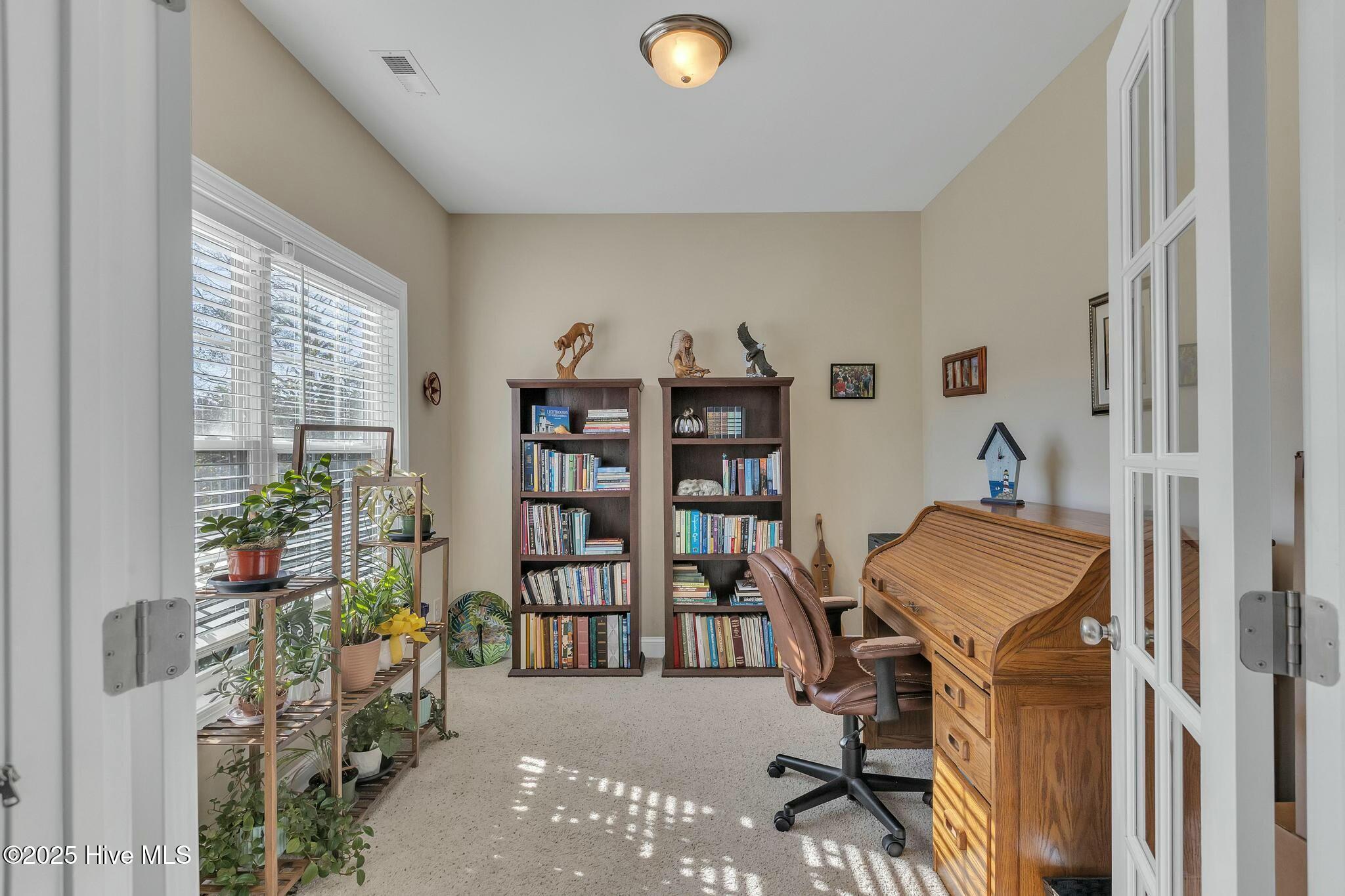 114 Cormorant Drive Property Photo 6