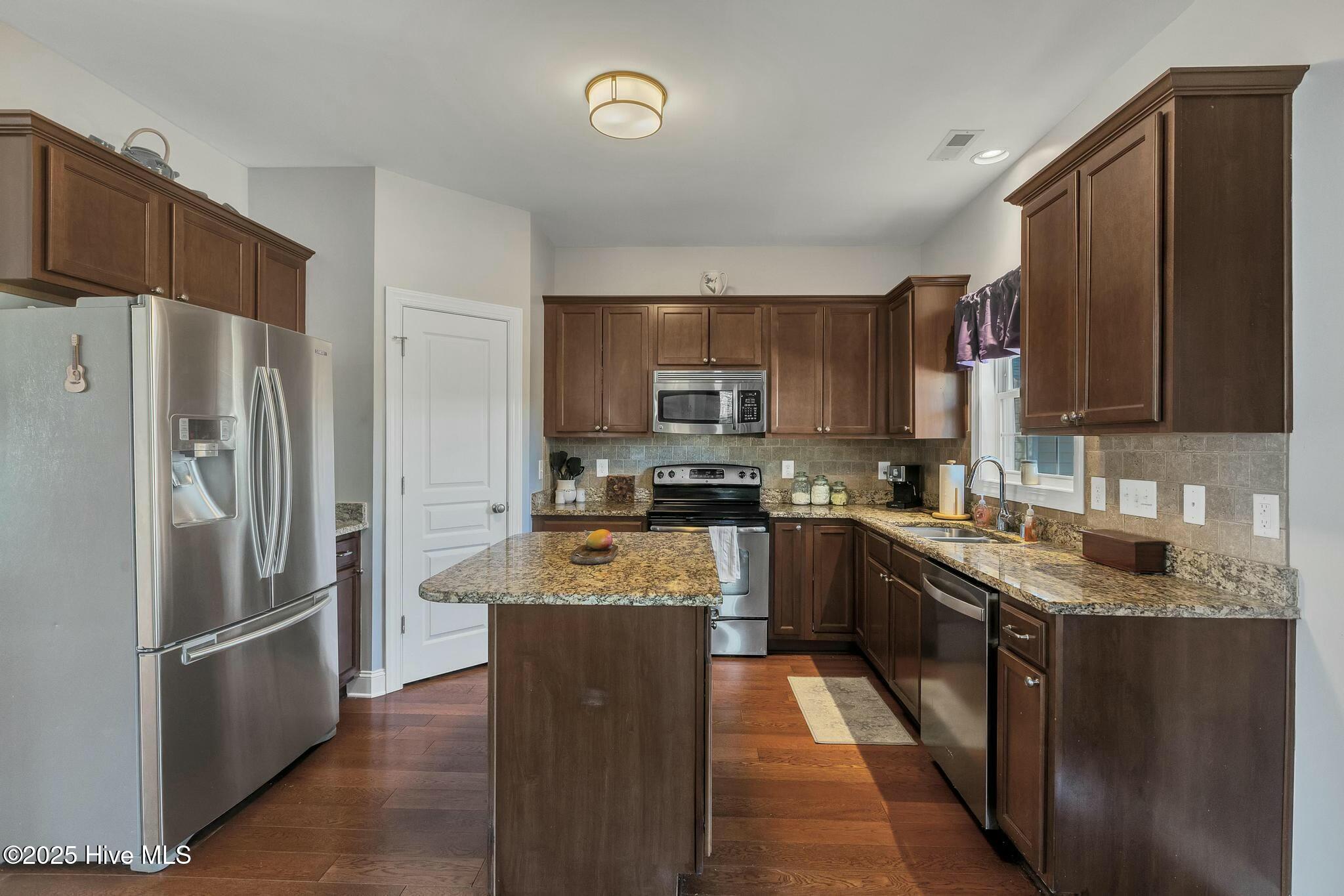 114 Cormorant Drive Property Photo 14